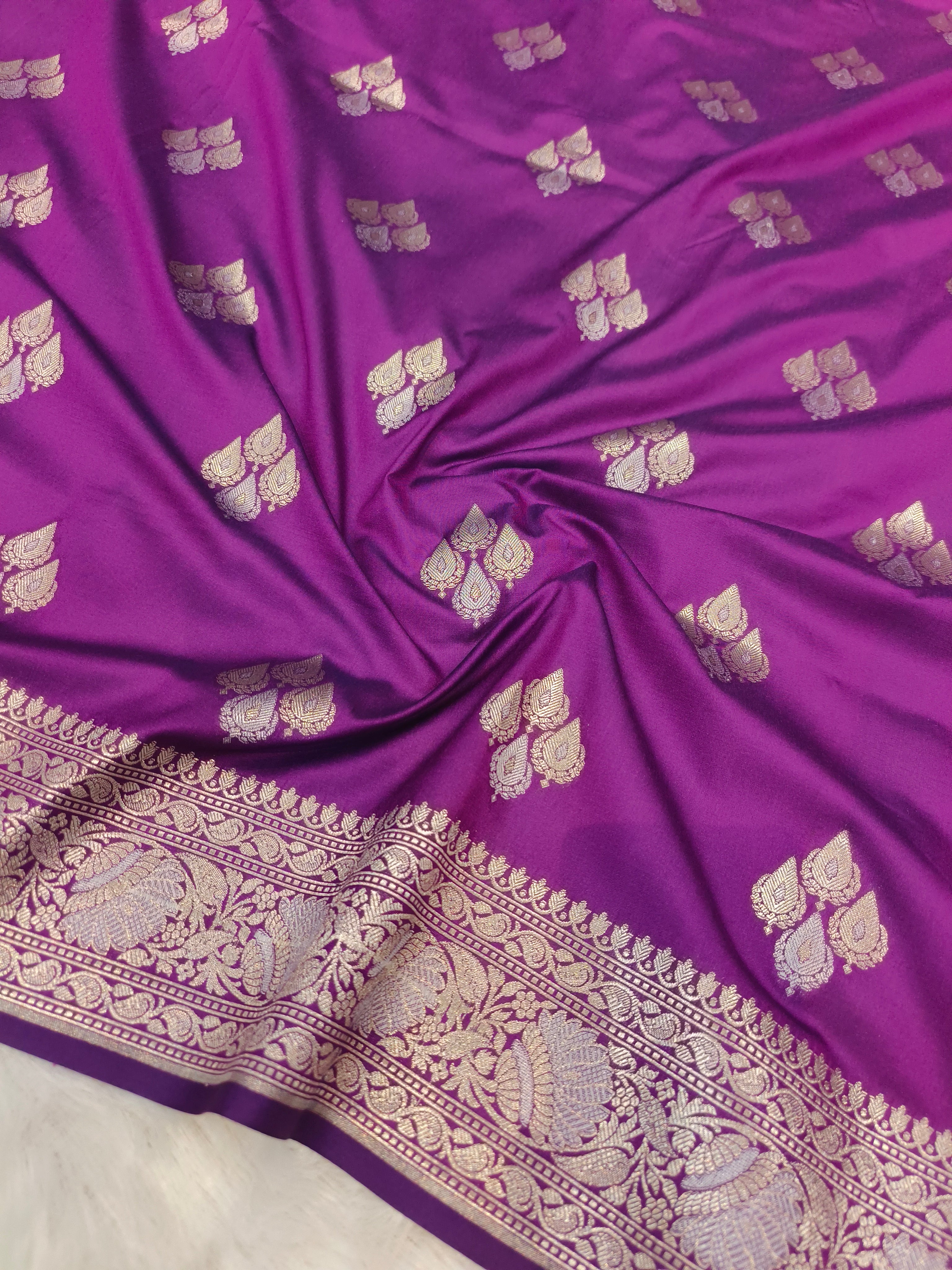 Semi Katan Saree