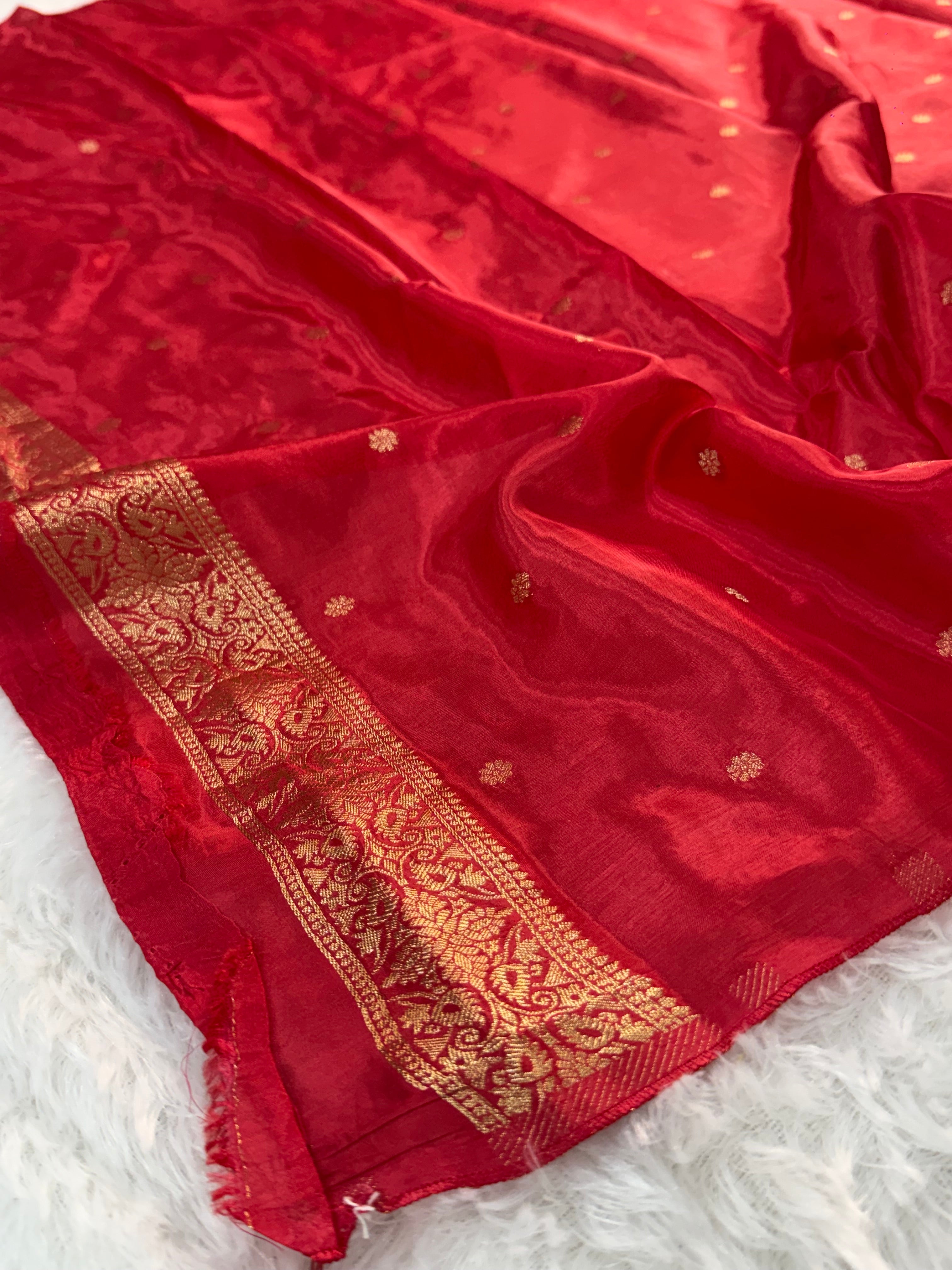 HO Silk saree in Bloody Red Colour with Vertical Stripes design