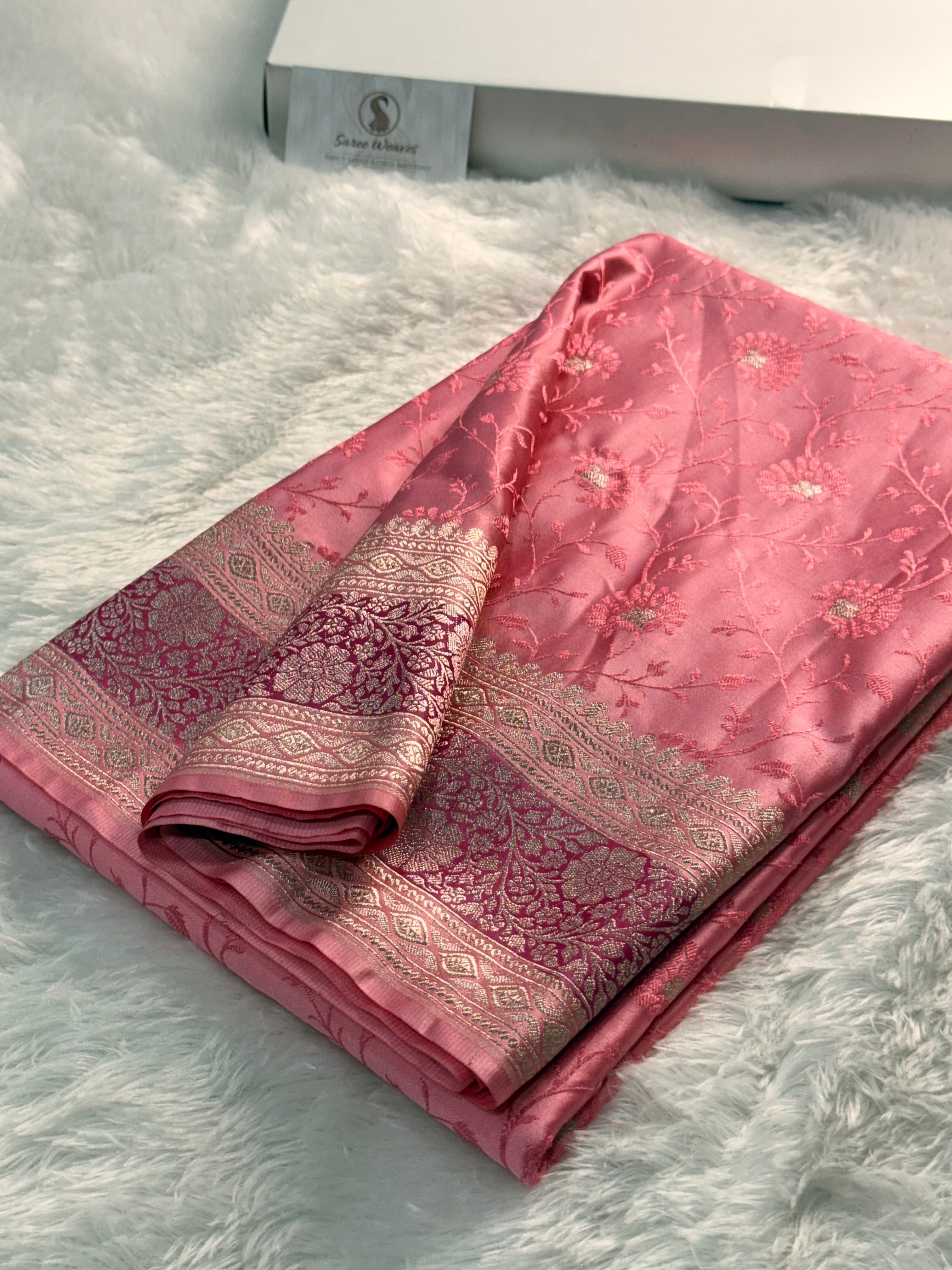 Banarasi Mashru Silk Saree with Tanchoi Weaving in Rusty Rani colour