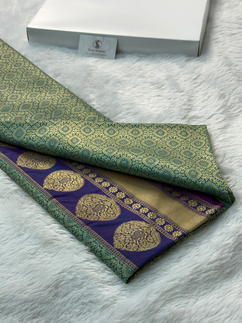 Banarasi Katan Semi Silk Saree In contrast Sea Green Colour With Magenta Border