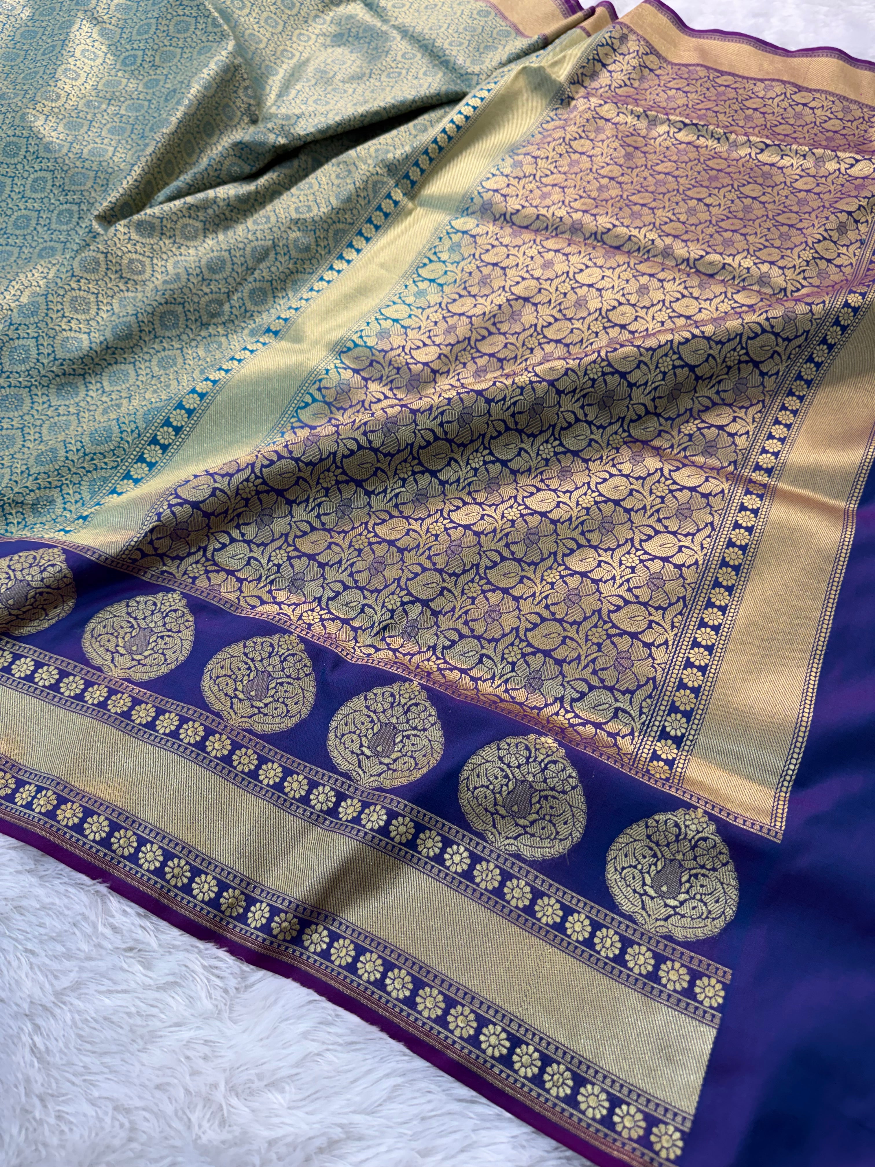 Banarasi Katan Semi Silk Saree In contrast Sea Green Colour With Magenta Border
