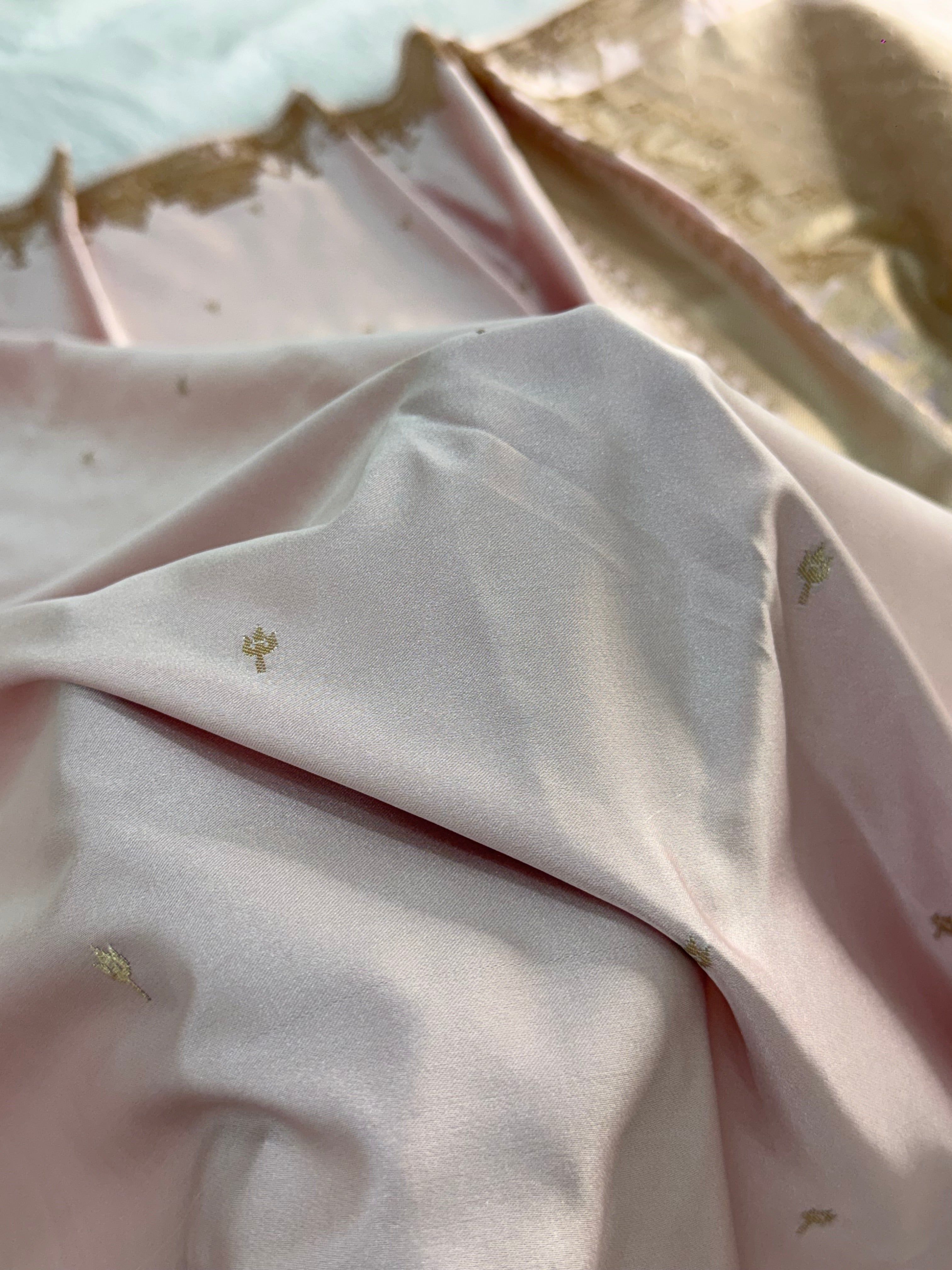 Mashru katan Silk Saree With Kashi Ghat Border Buti Design In Light Pink Colour