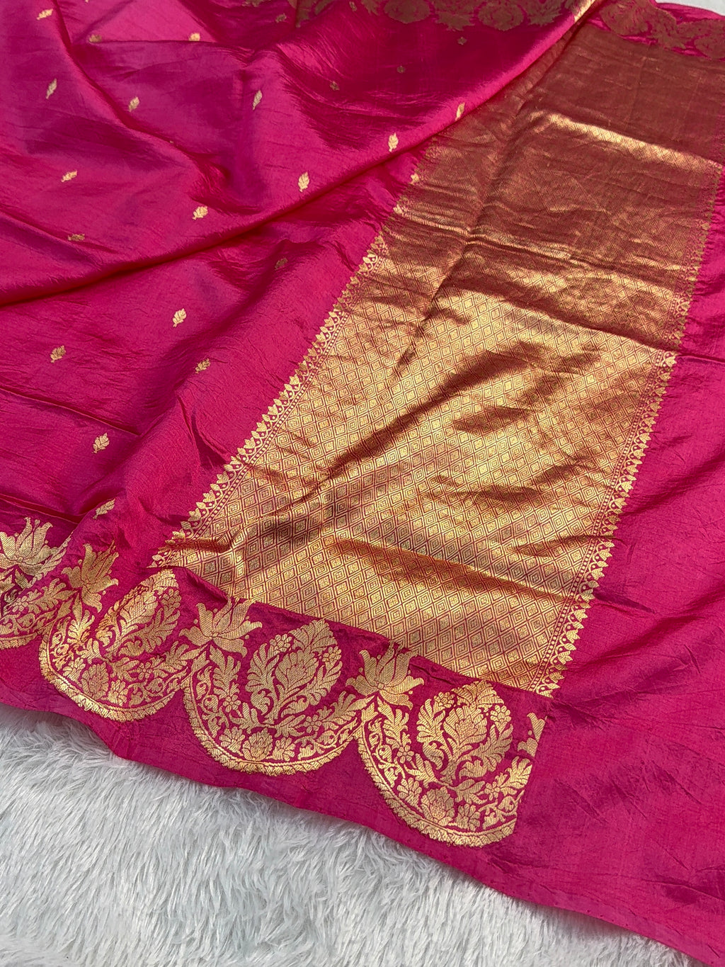 Banarasi Raw Mango Silk Saree in Border and Buti Design in Gold Zari work in Dusty Pink