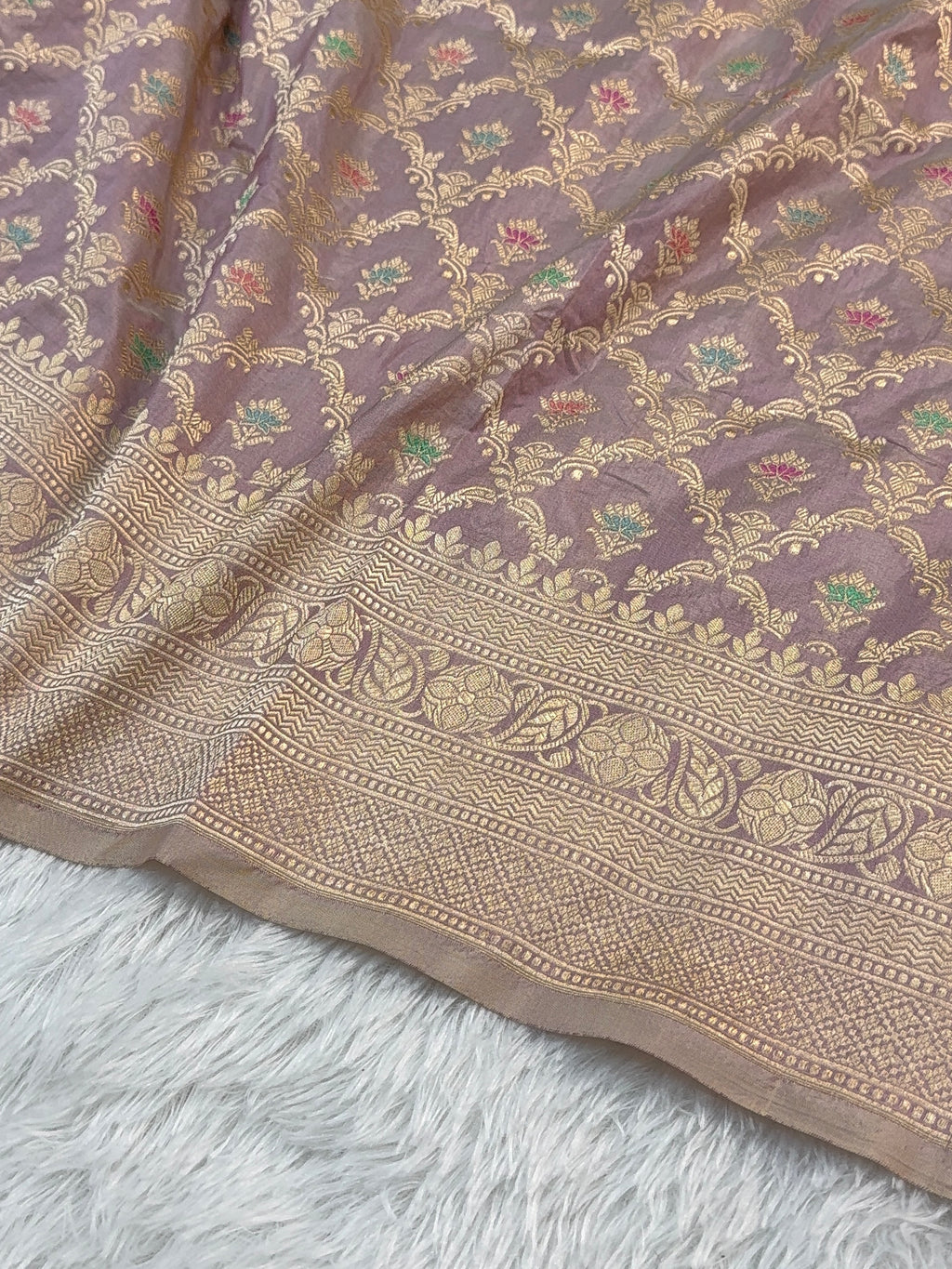 Banarasi Pure Katan Silk Saree with Chokdi Meenakari jaal design in Mauve Colour
