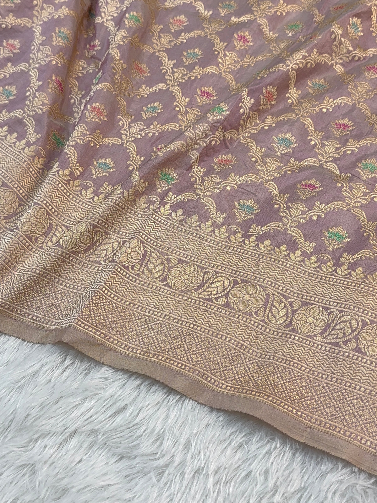 Banarasi Pure Katan Silk Saree with Chokdi Meenakari jaal design in Mauve Colour