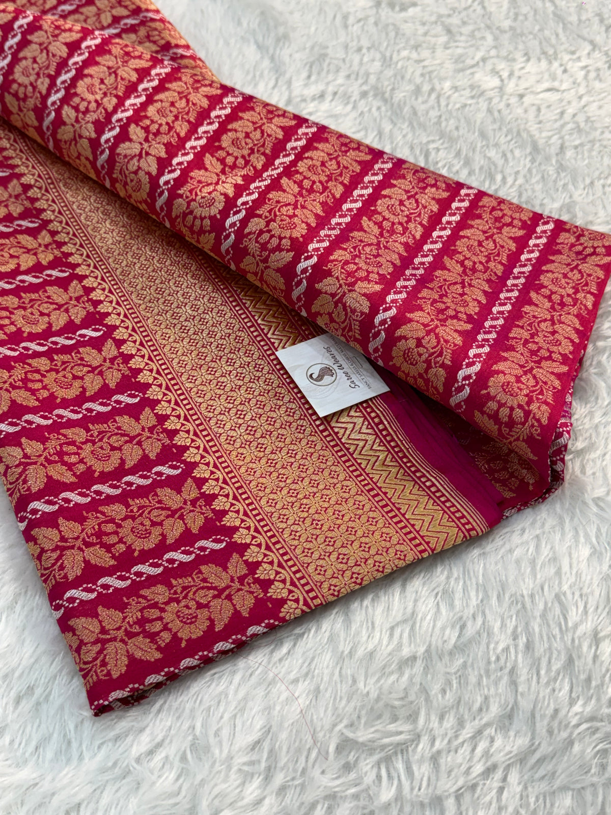 Banarasi Pure Katan Silk Saree Handloom Woven With Silver and Gold Zari Work In Vertical Floral Jaal Design Pattern In Deep Red Color