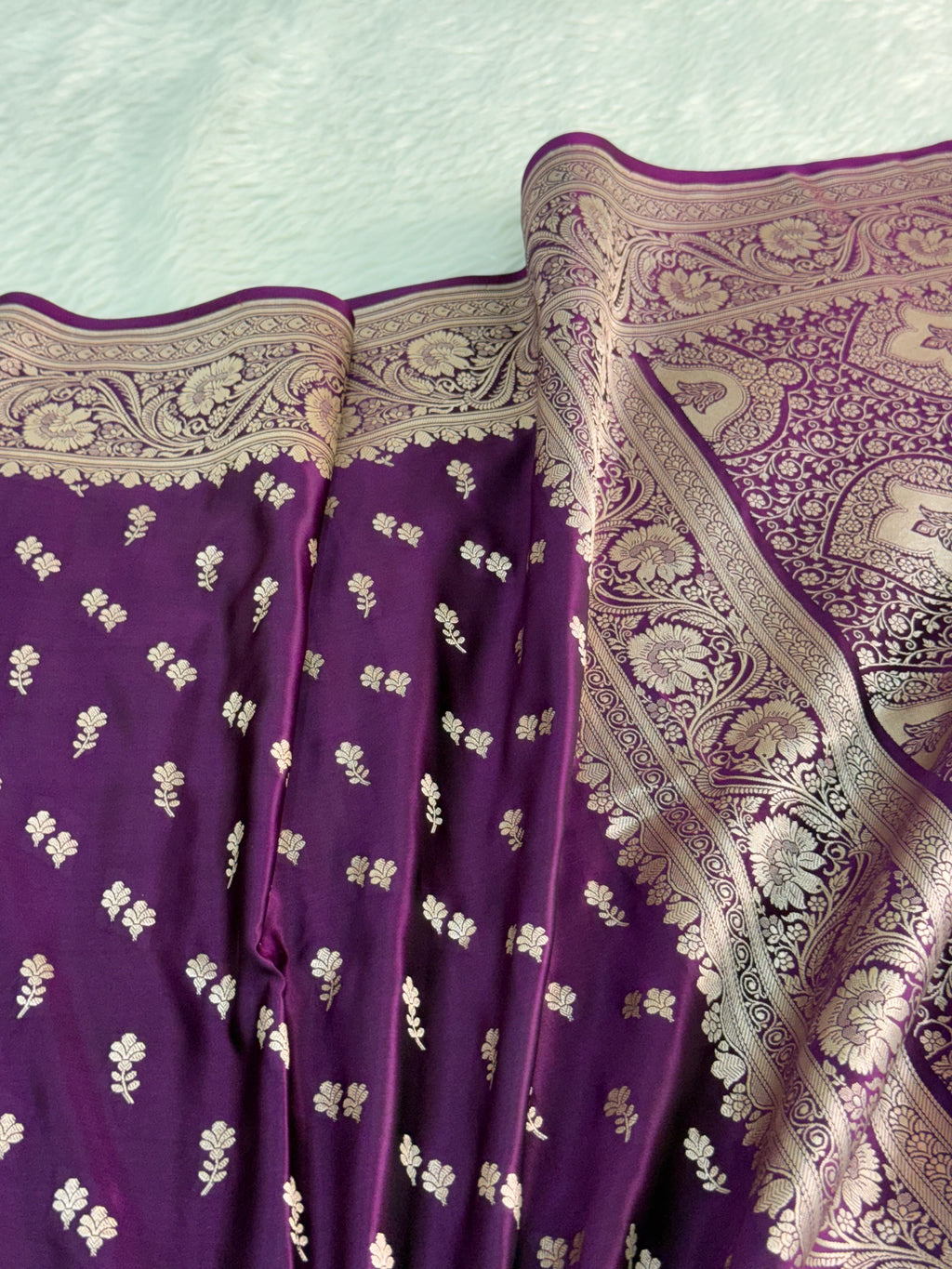 Mashru Silk Saree With Buti Design In Magenta Colour