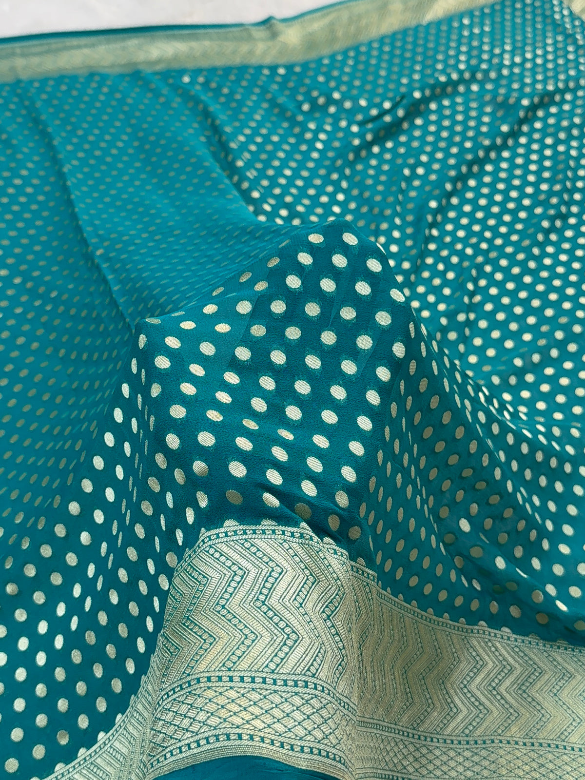 Banarasi Pure Khaddi Chiffon Saree  with Light Gold Zari Work with dot-dot Motifs Pattern Design in Sea Green Colour