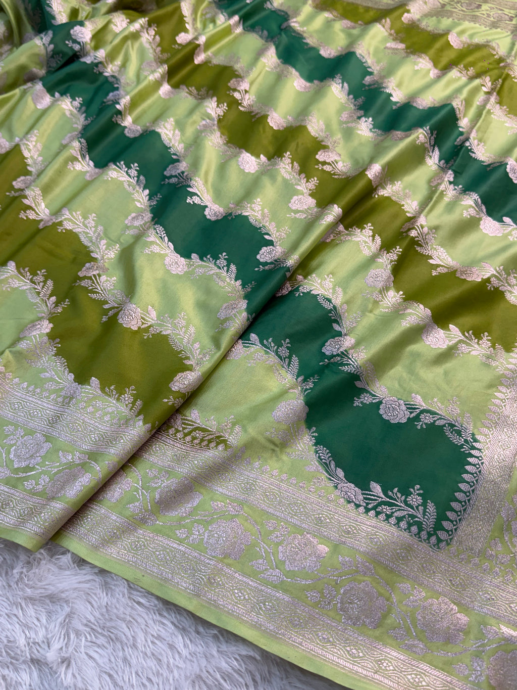 Banarasi mashru silk rangkat saree in aada pattern design in Light And Dark Green colour