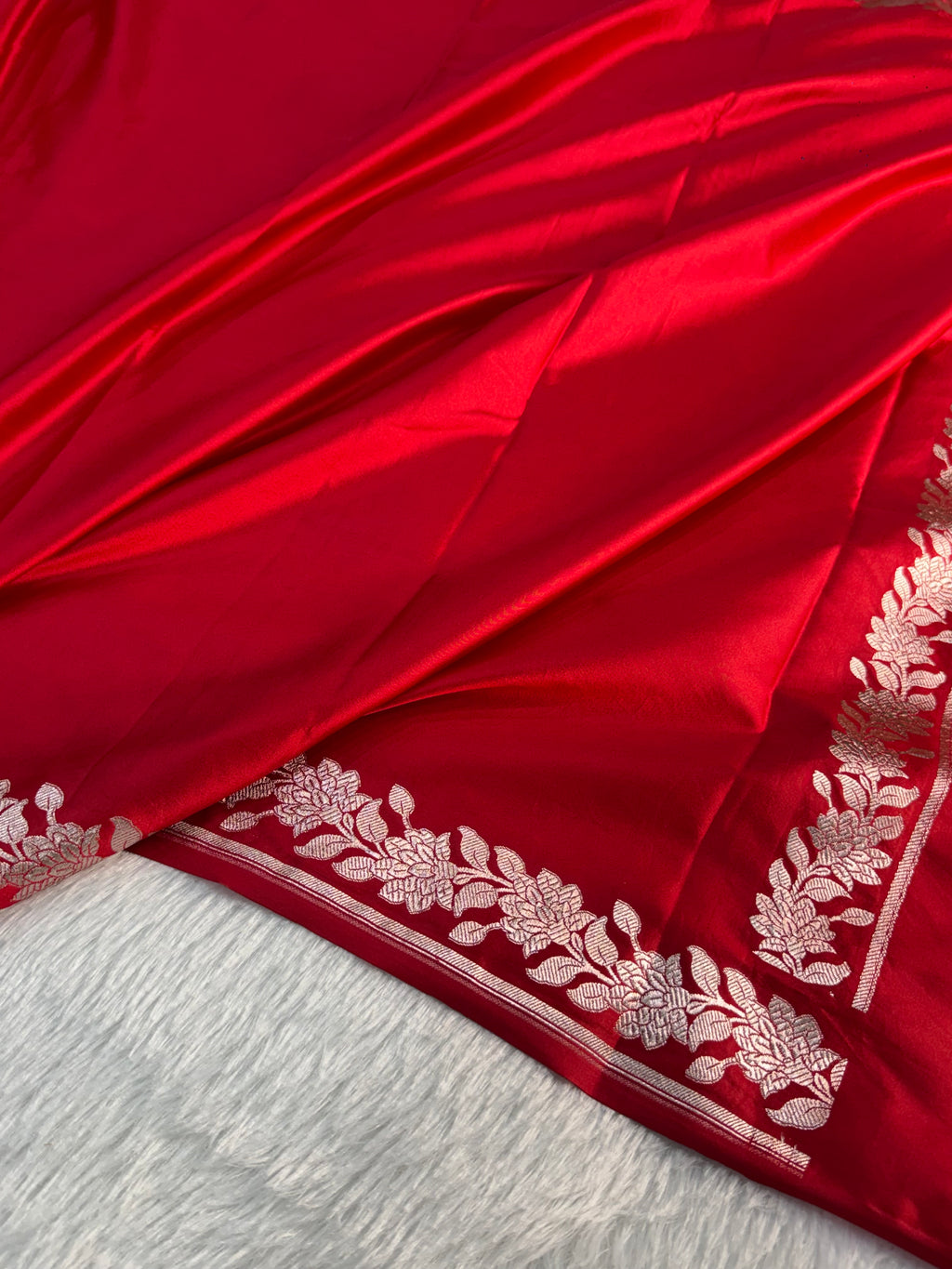 Banarasi Mashru Silk Saree with plain body and floral border Design in Red colour