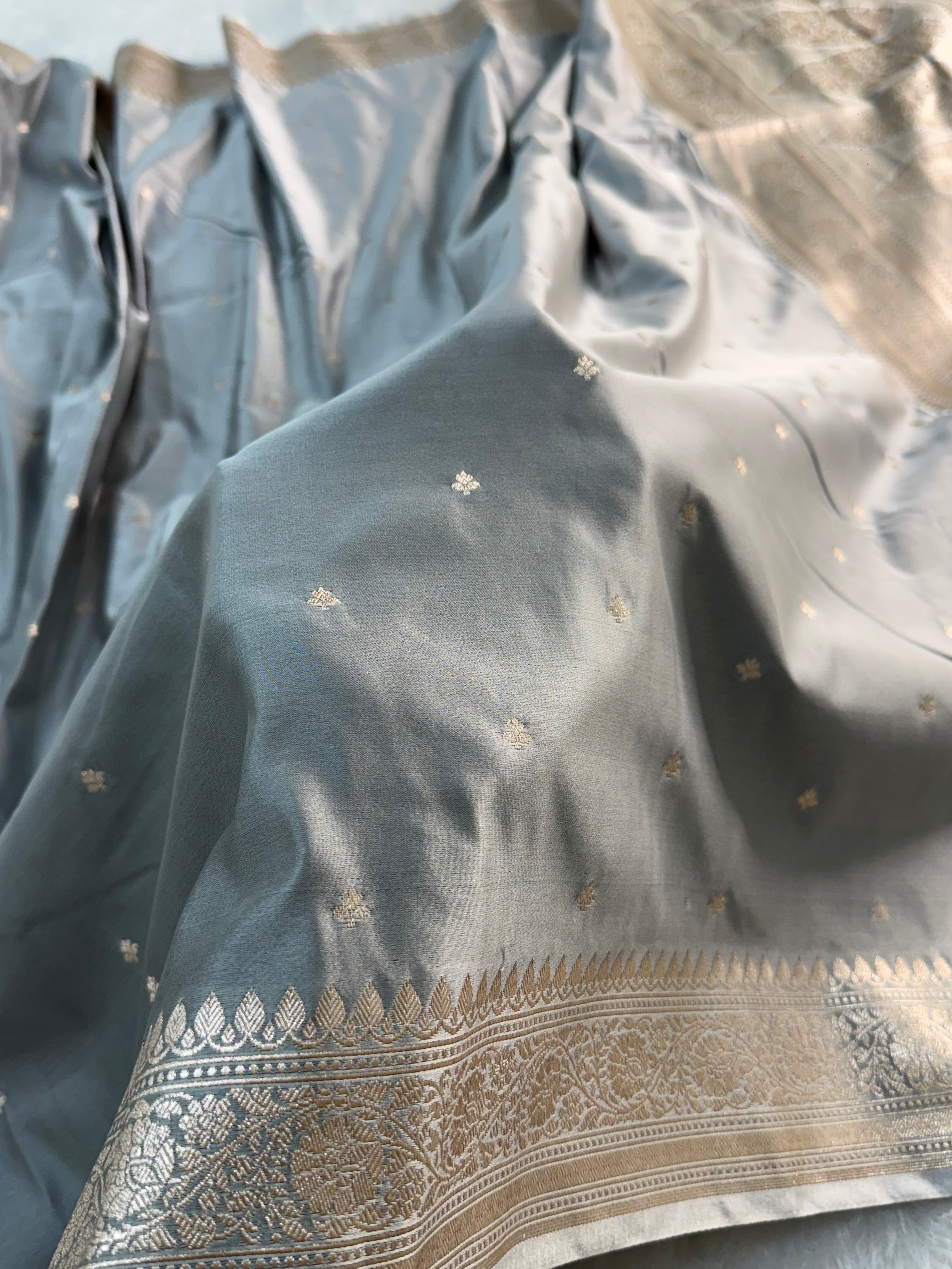 Banarasi Mashru Silk Saree Intricate Buti Design in Light Grey Colour