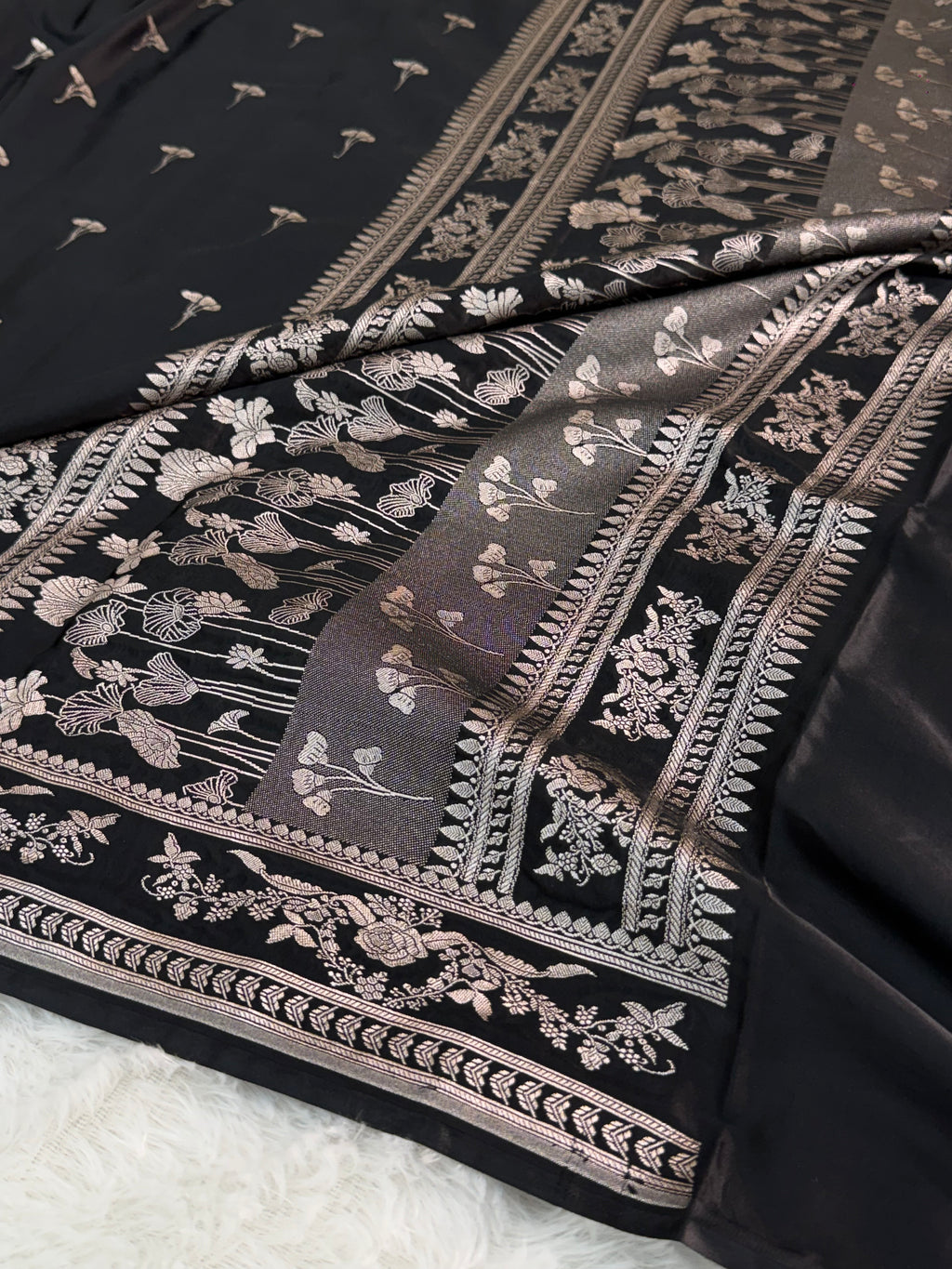 Banarasi Mashru Saree In buti design in black color