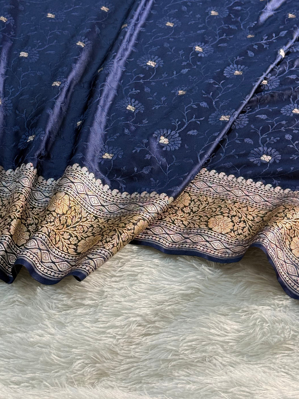 Banarasi Mashru Silk Saree with Tanchoi Jaal Weaving in Navy Colour with Hand brush paint in Border