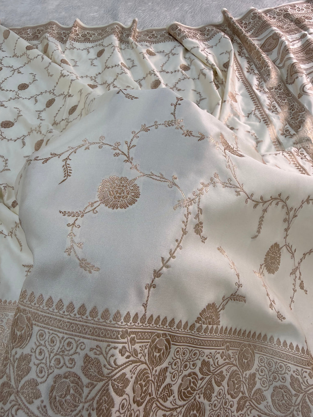 Banarasi Mashru Silk Saree Intricate Jaal Design in Light off white color