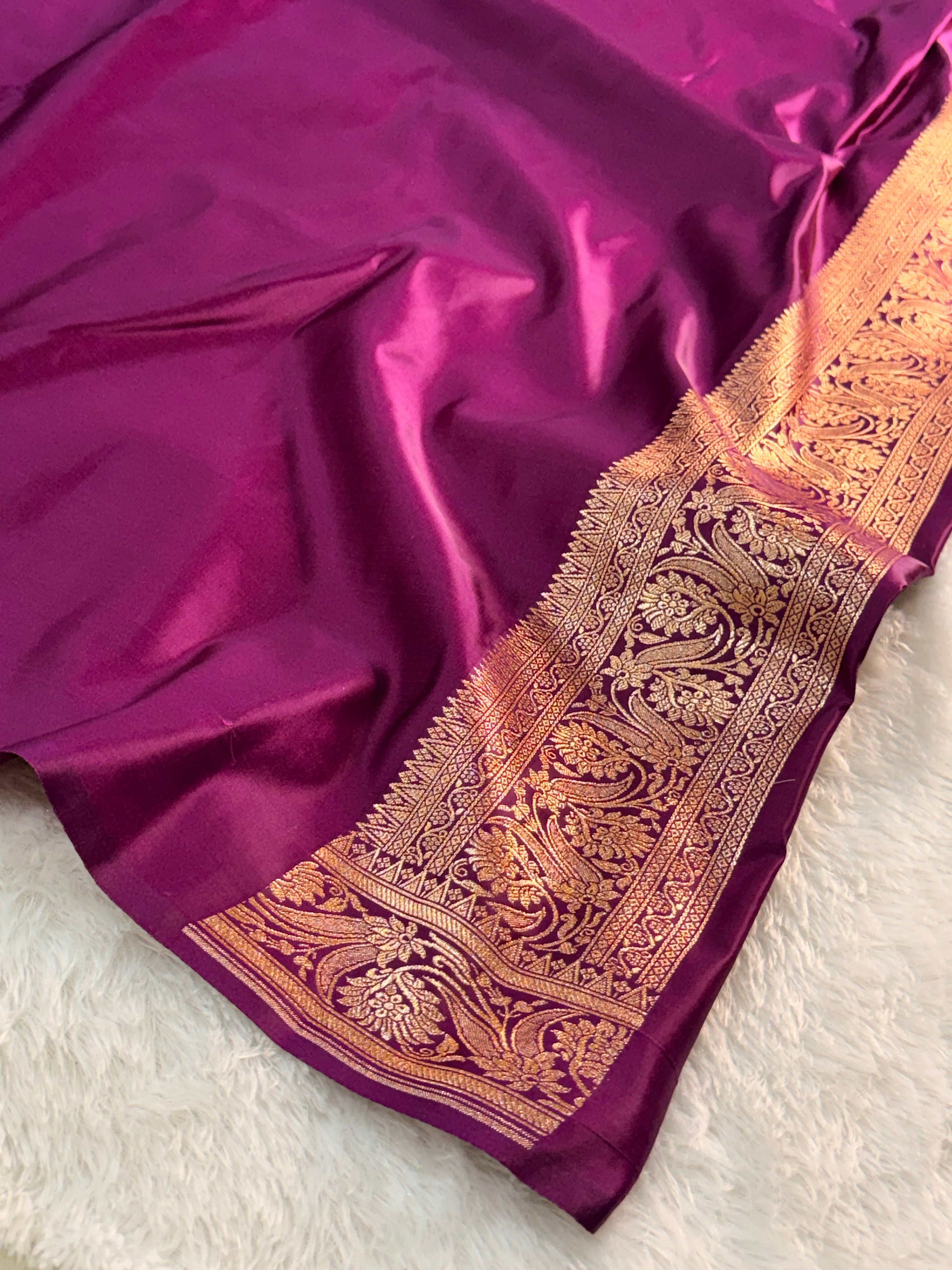 Banarasi Mashru Silk Saree with Tanchoi Weaving in Rusty Rani colour (Copy)