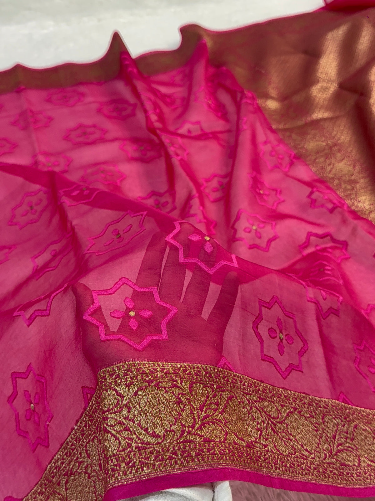 Pure Kora Silk Saree with Antique Zari weaving in Dusty Rose Colour