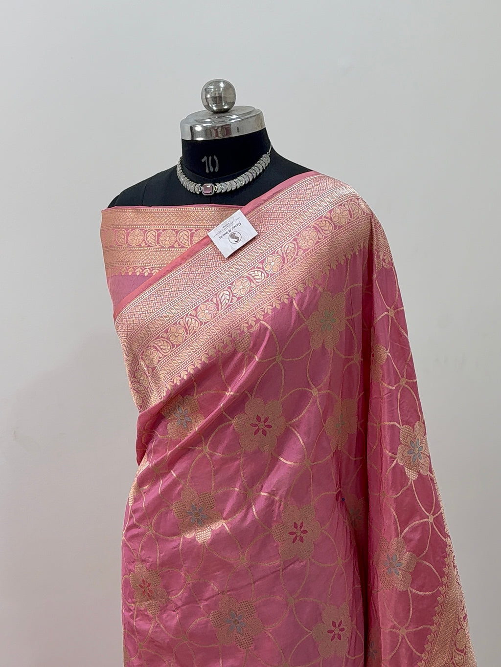 Banarasi Pure Katan Silk Saree with Geometrical Meenakari jaal design in Dusty Pink Colour