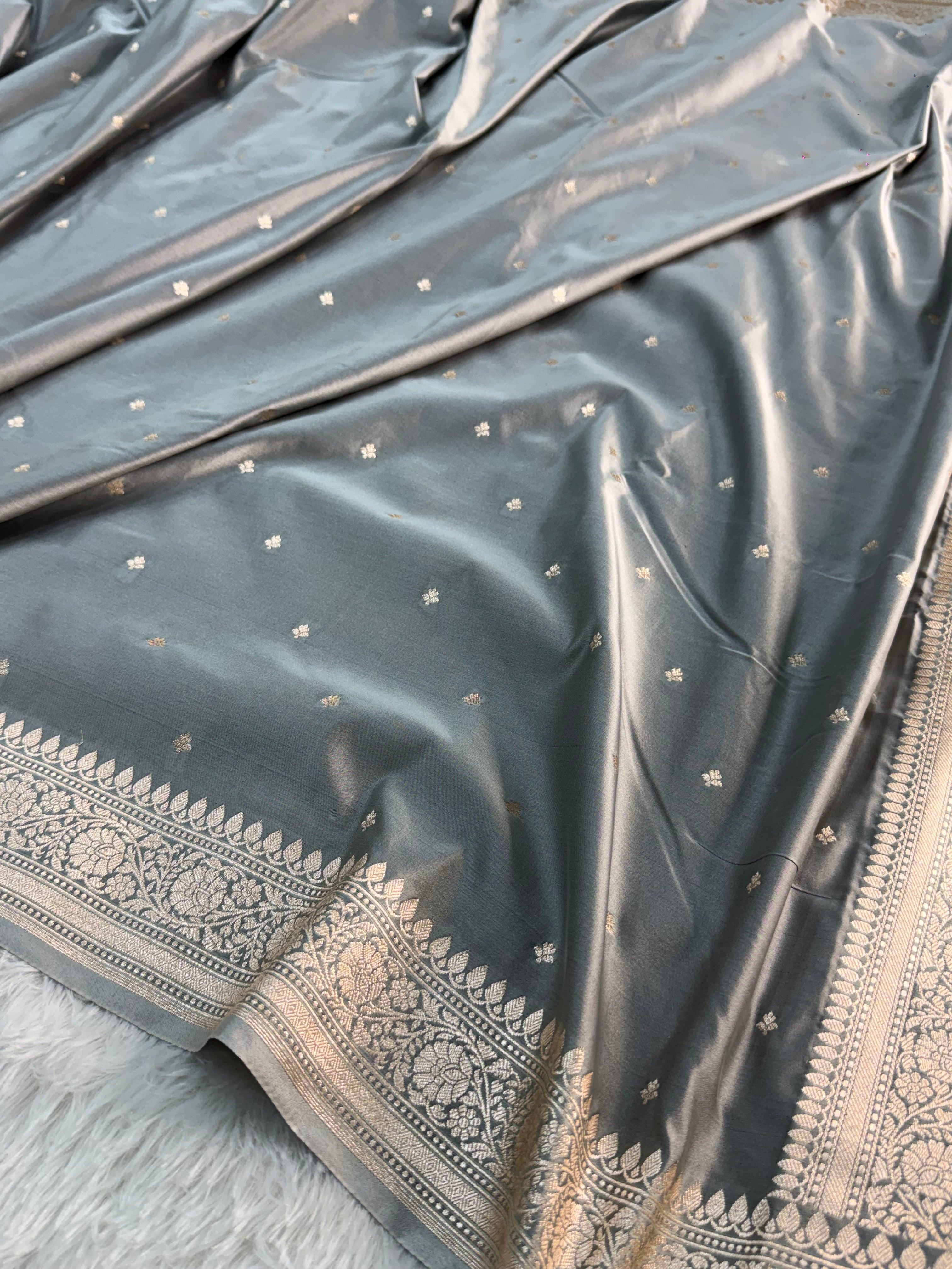 Banarasi Mashru Silk Saree Intricate Buti Design in Light Grey Colour