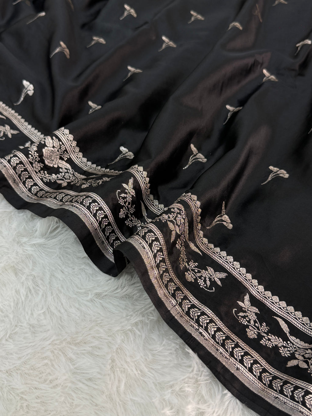 Banarasi Mashru Saree In buti design in black color