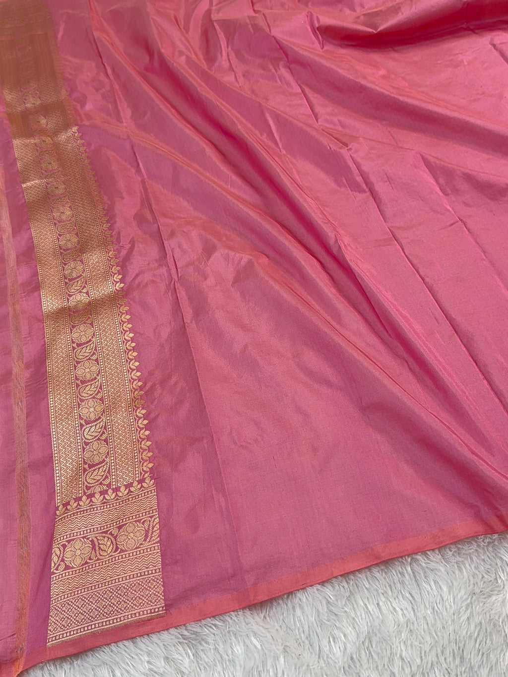 Banarasi Pure Katan Silk Saree with Geometrical Meenakari jaal design in Dusty Pink Colour
