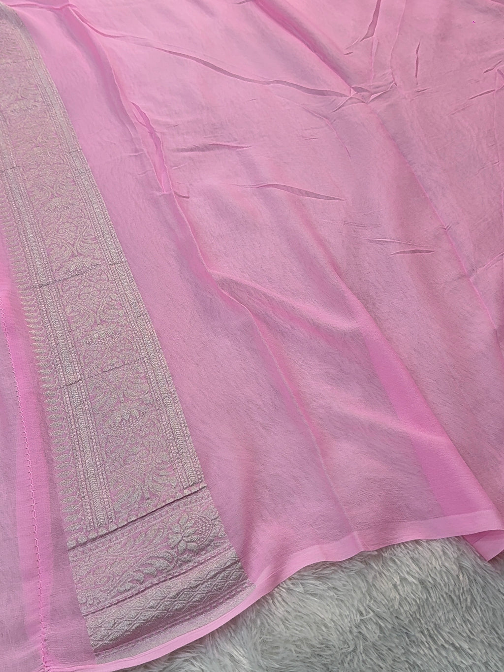 Banarasi Pure Khaddi Chiffon Saree  with Silver Zari Work In Floral Jaal Design in Red and Light Pink Colour Combination