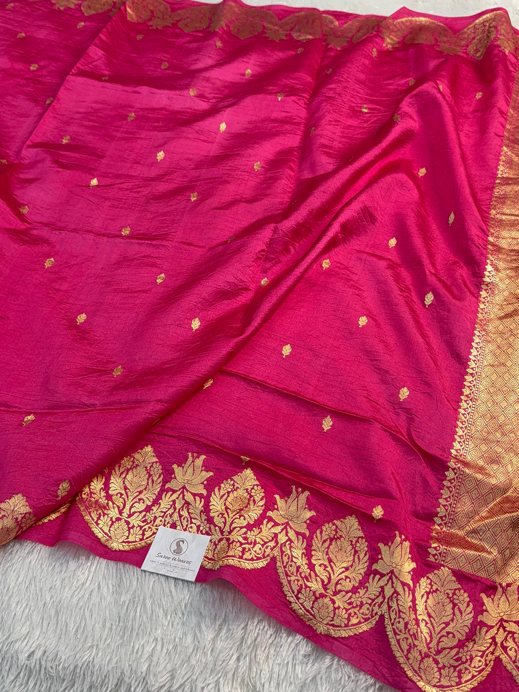 Banarasi Raw Mango Silk Saree in Border and Buti Design in Gold Zari work in Dusty Pink
