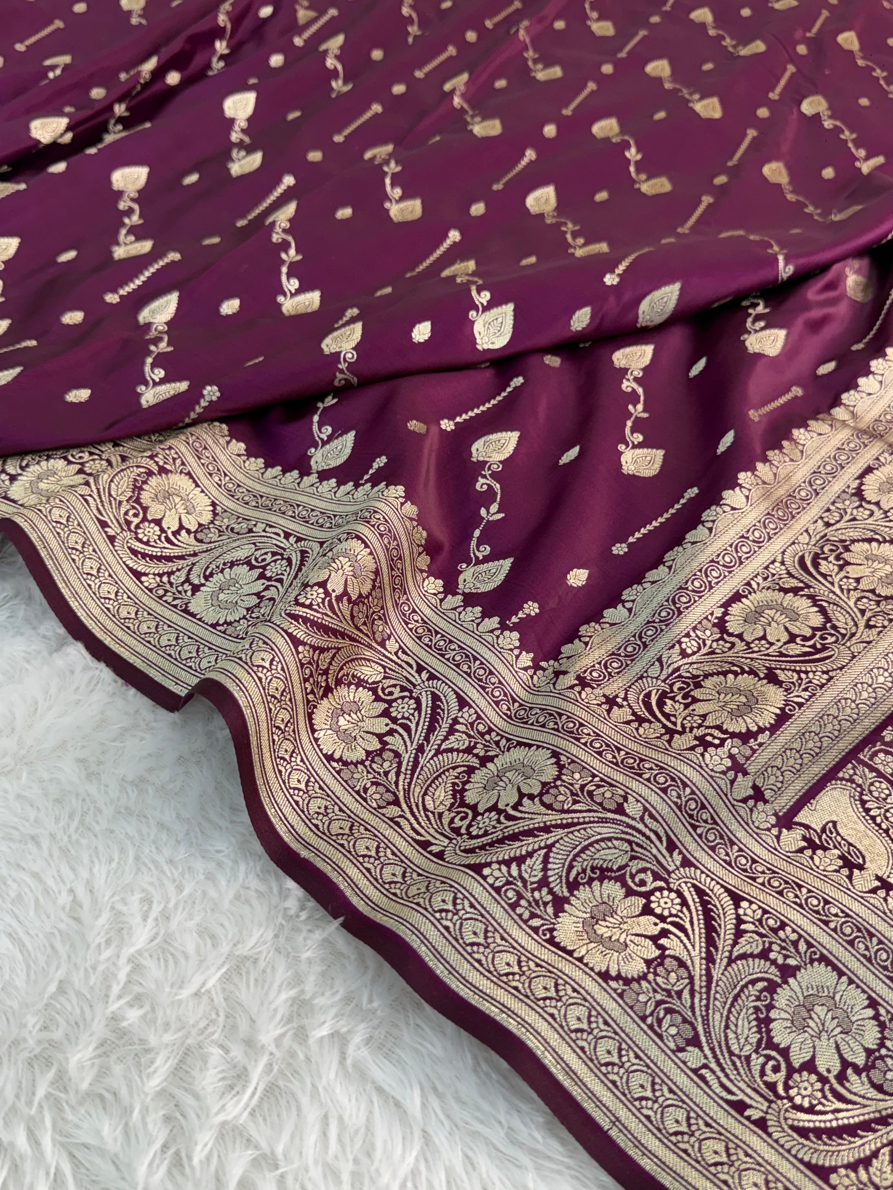 Banarasi Mashru Silk Saree Intricate Buti Design in majenta color