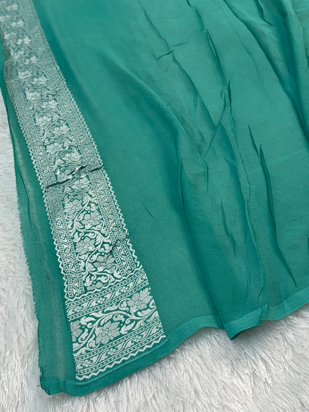 Banarasi Pure Khaddi Chiffon Saree in Border And Buti Design in Sea Green Colour