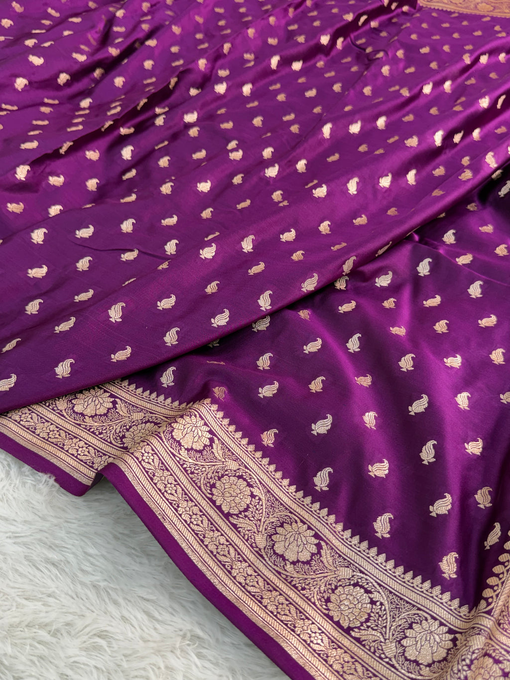 Banarasi Mashru Silk Saree Intricate Buti Design in majenta color