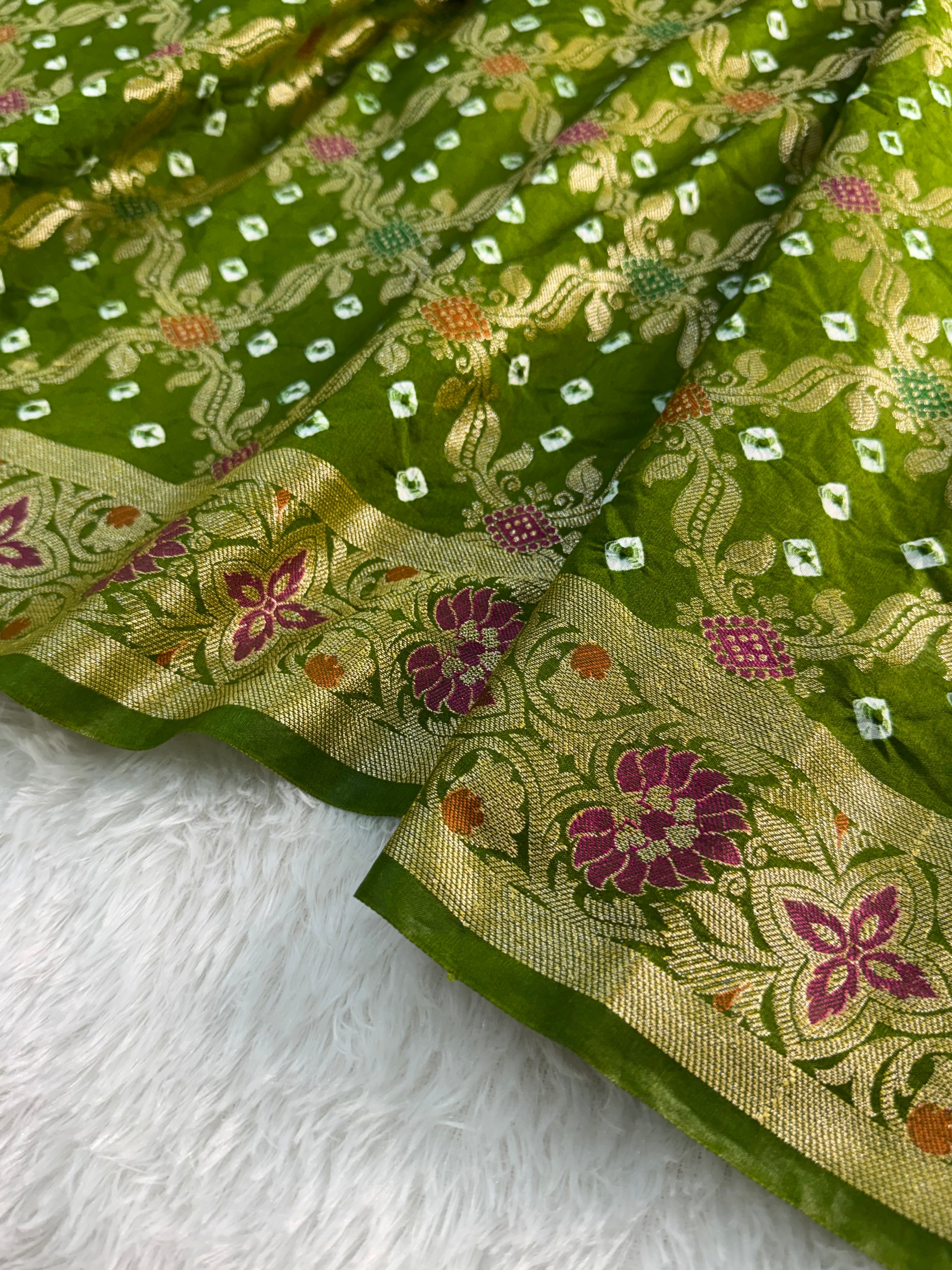 Banarasi Raw Silk Saree with Hand bandej all over in Jaal Design in Parrot Green Colour