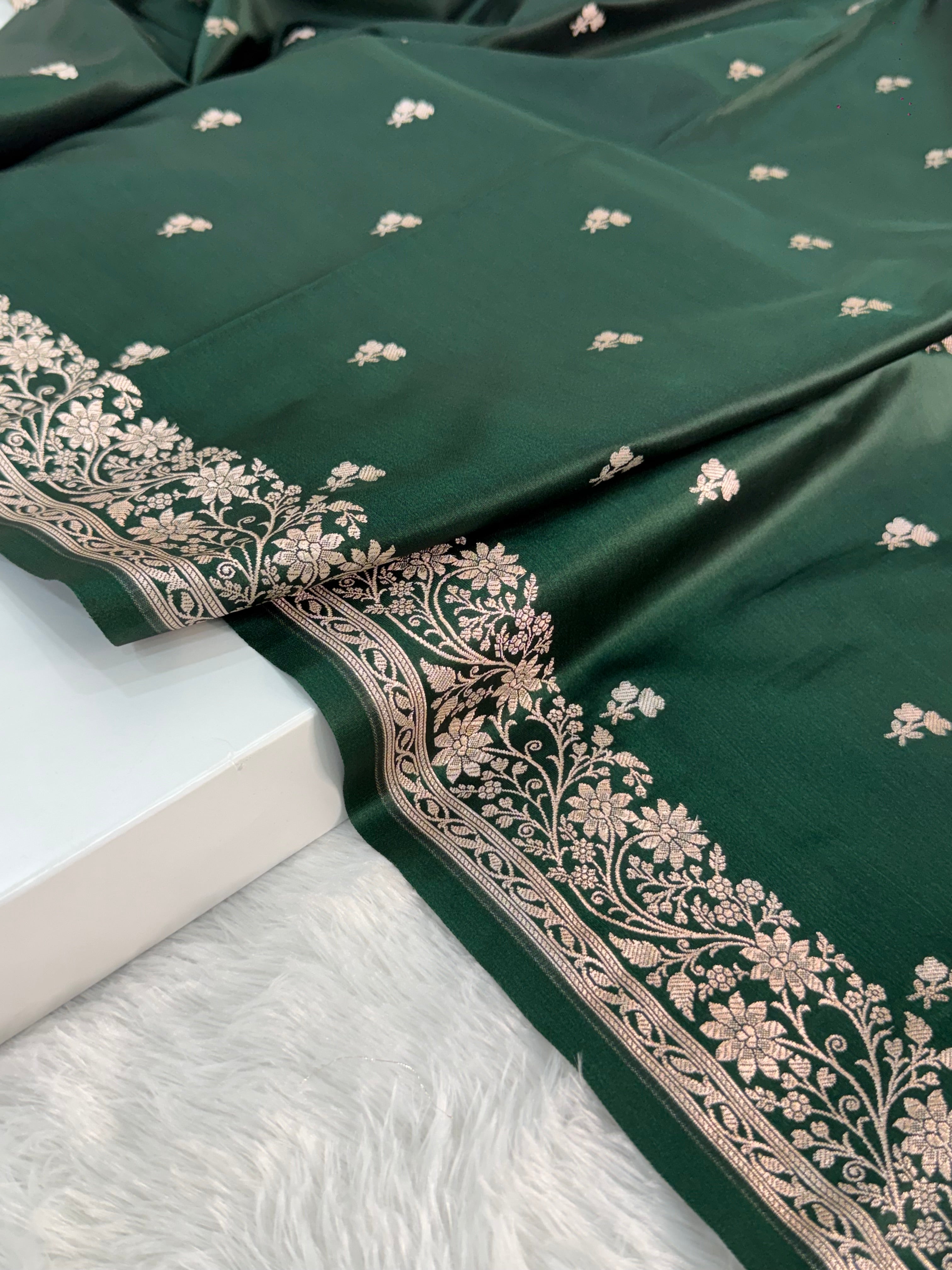 Mashru Silk Banarasi Border Buti Saree in Bottle Green color