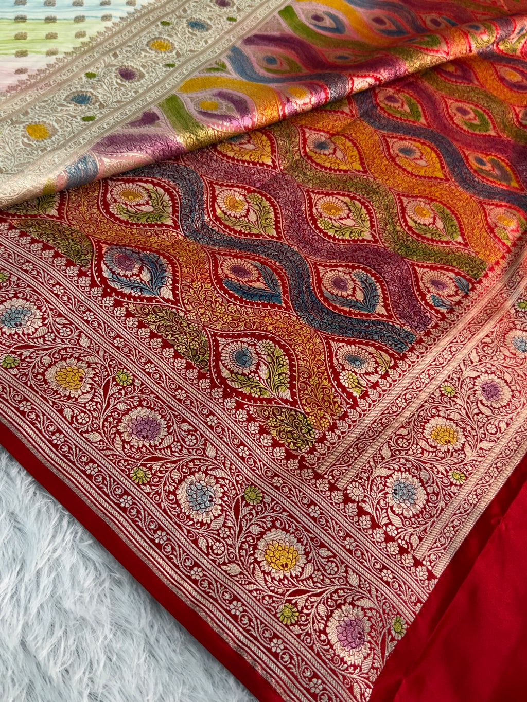 Mashru Silk Saree With Buti Design In Hand Brush contrast Colour