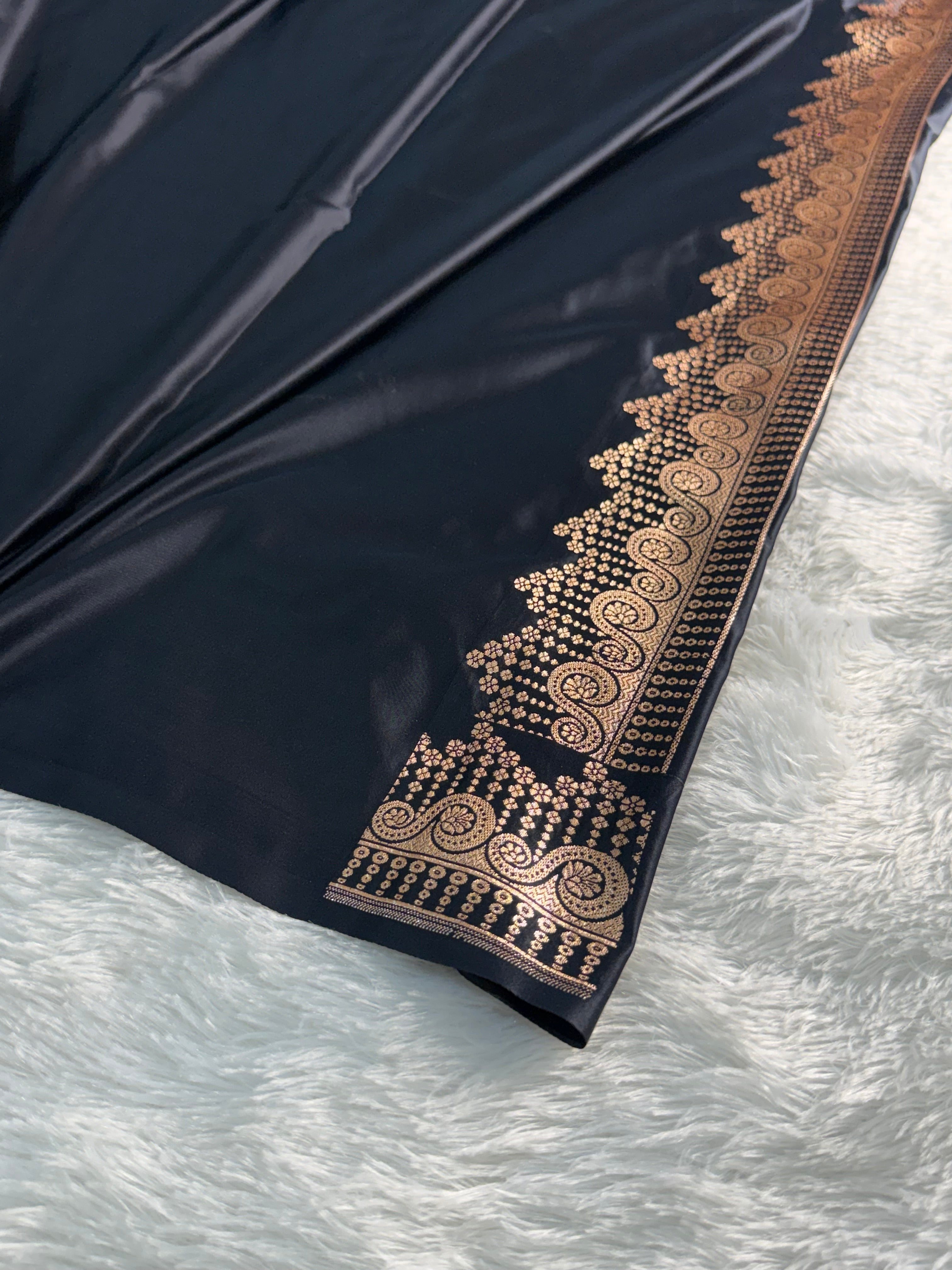 Banarasi Mashru Silk Saree in Border Motifs Design in Black Colour