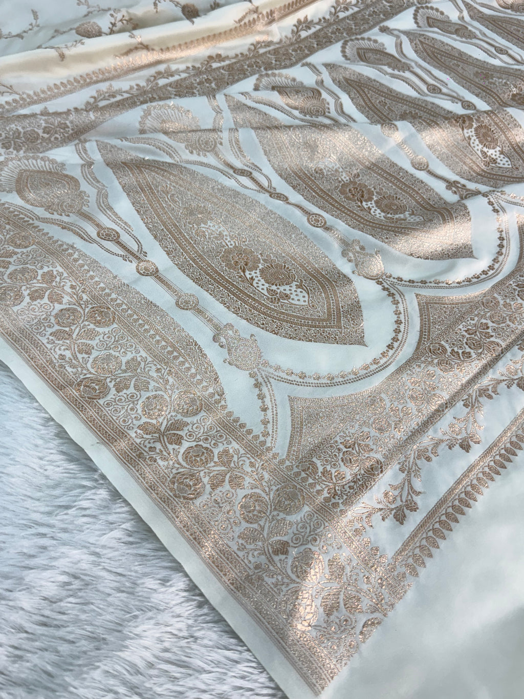 Banarasi Mashru Silk Saree Intricate Jaal Design in Light off white color