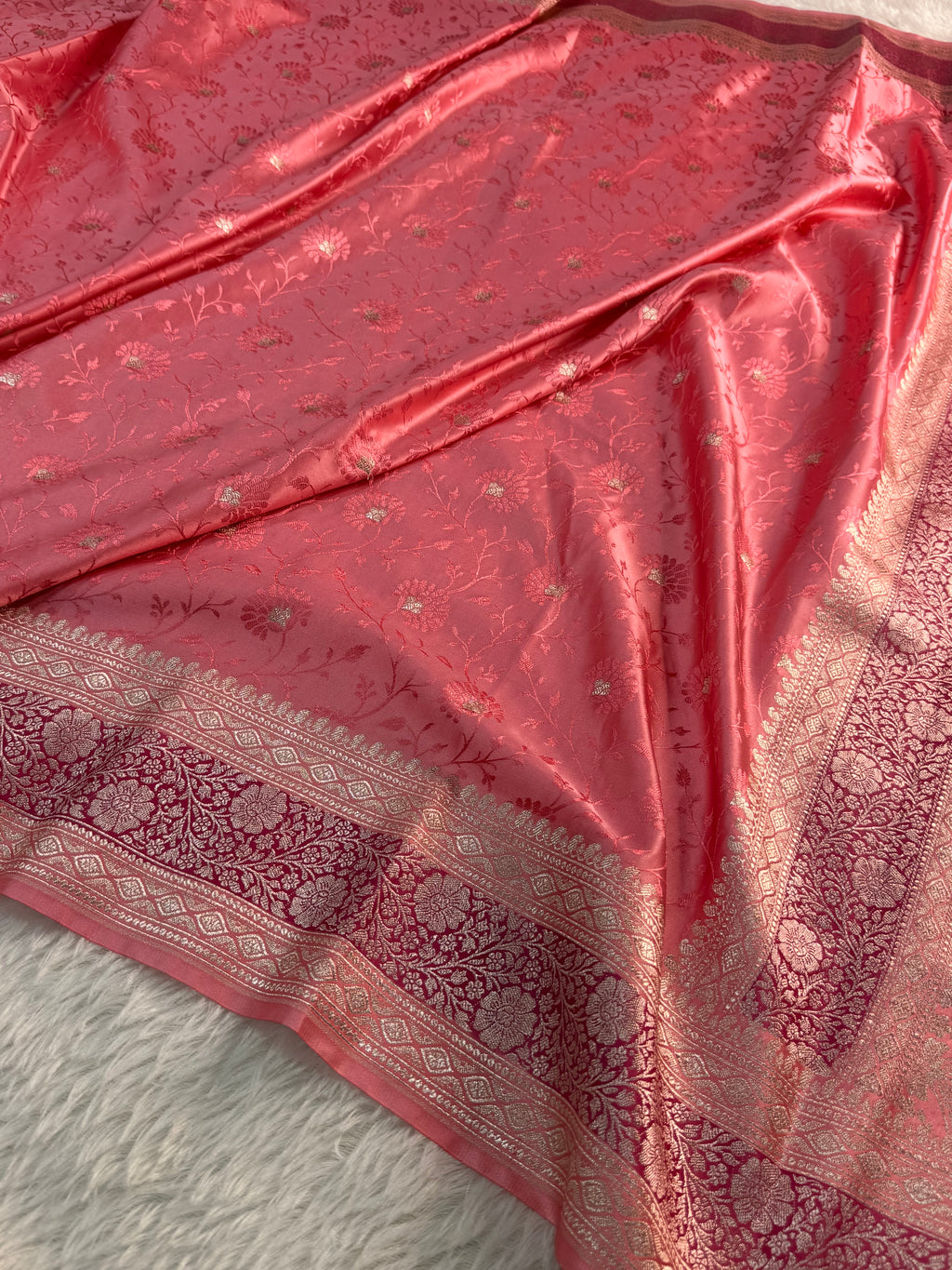 Banarasi Mashru Silk Saree with Tanchoi Weaving in Rusty Rani colour