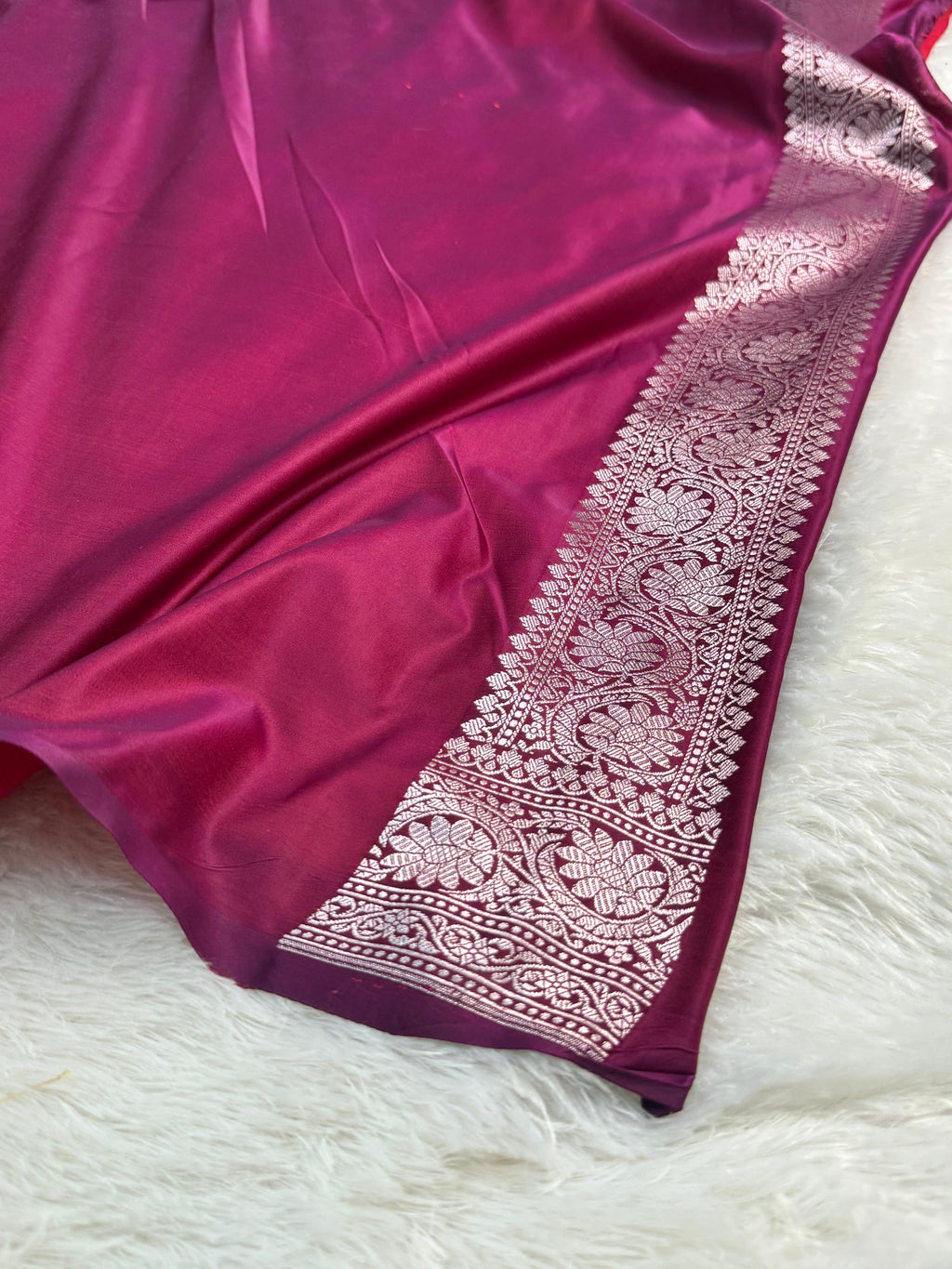 Banarasi mashru silk saree in chokdi design in Wine colour
