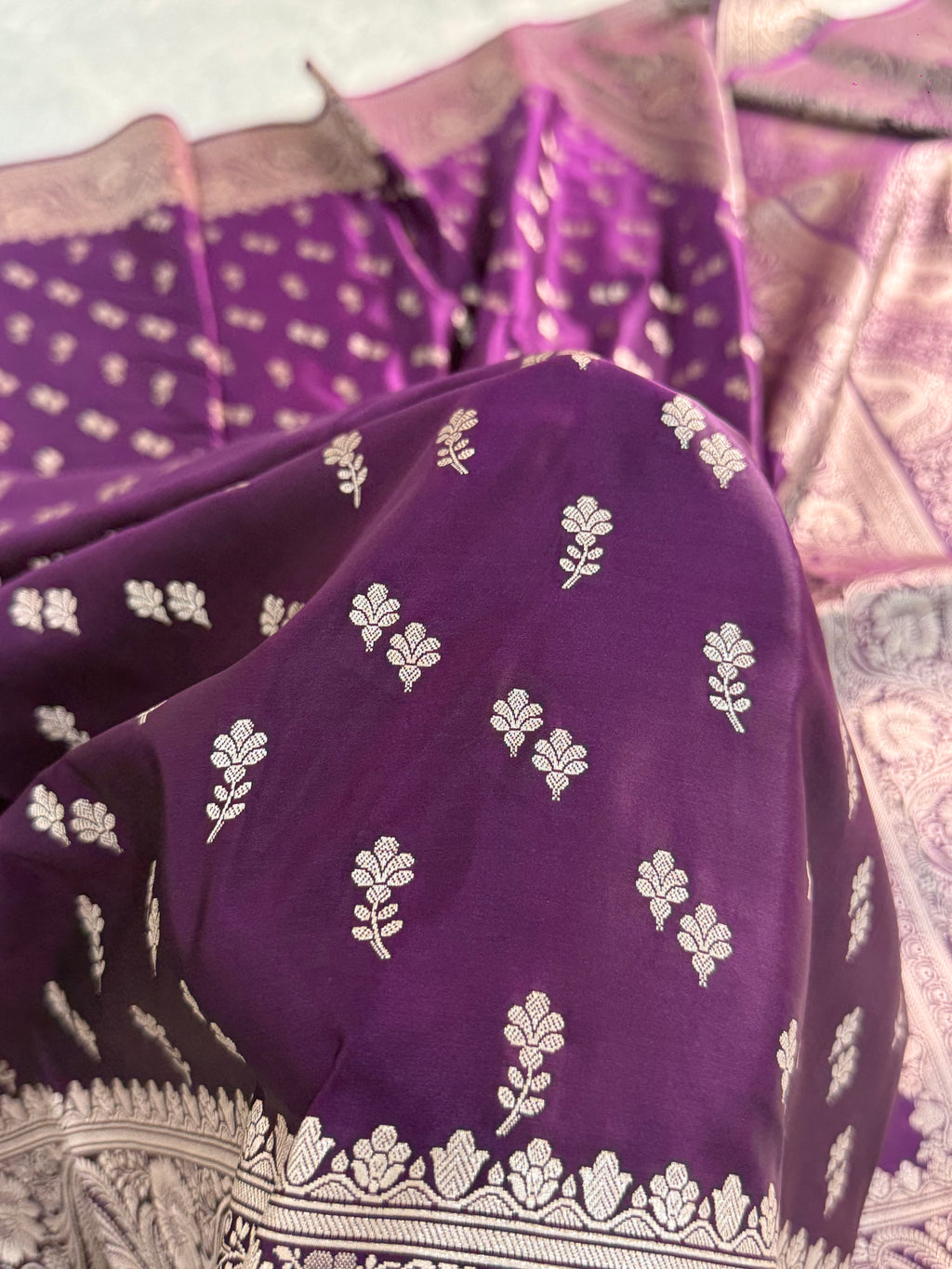 Mashru Silk Saree With Buti Design In Magenta Colour
