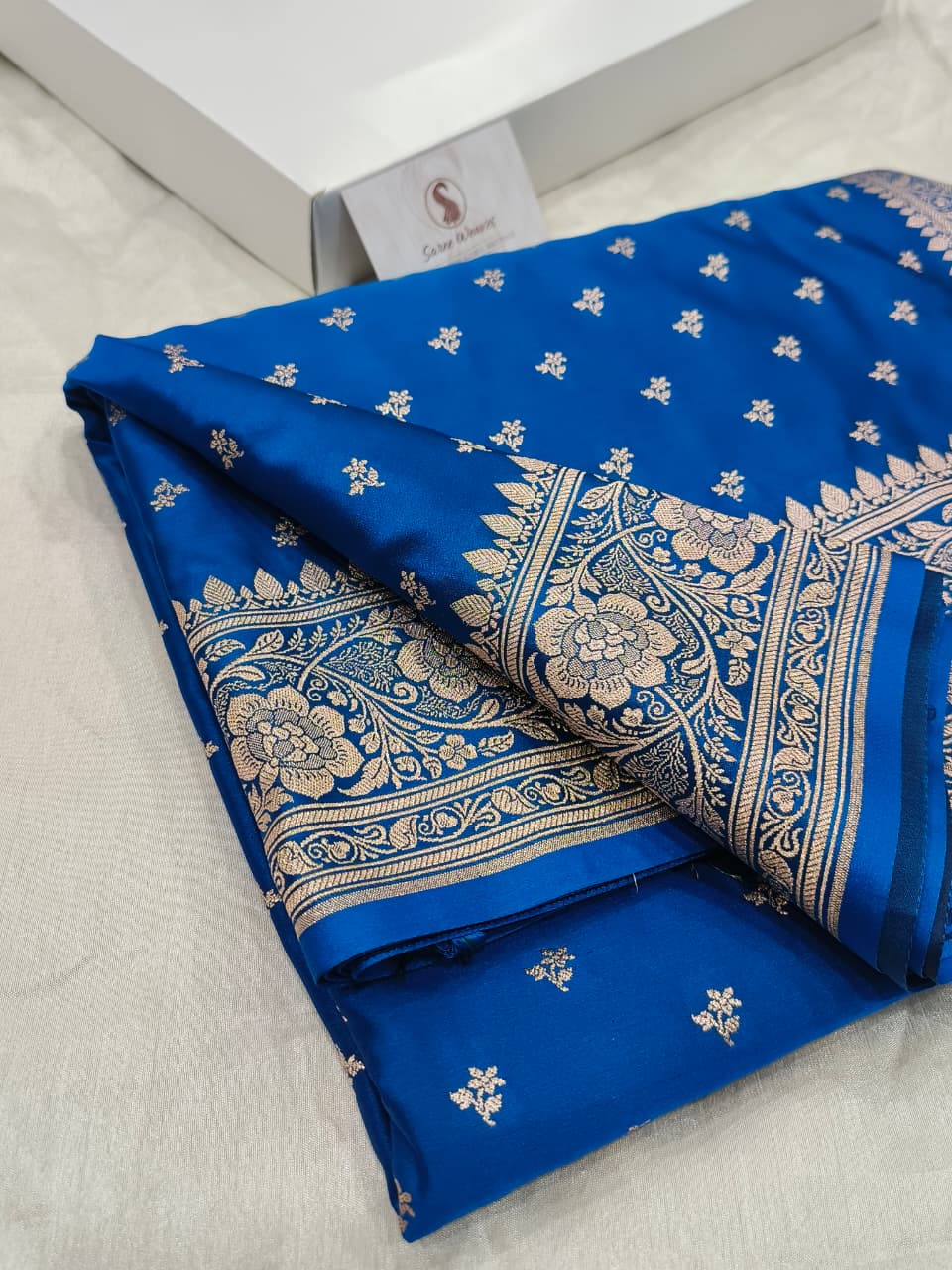 Mashru Silk Banarasi Open Border Buti Saree