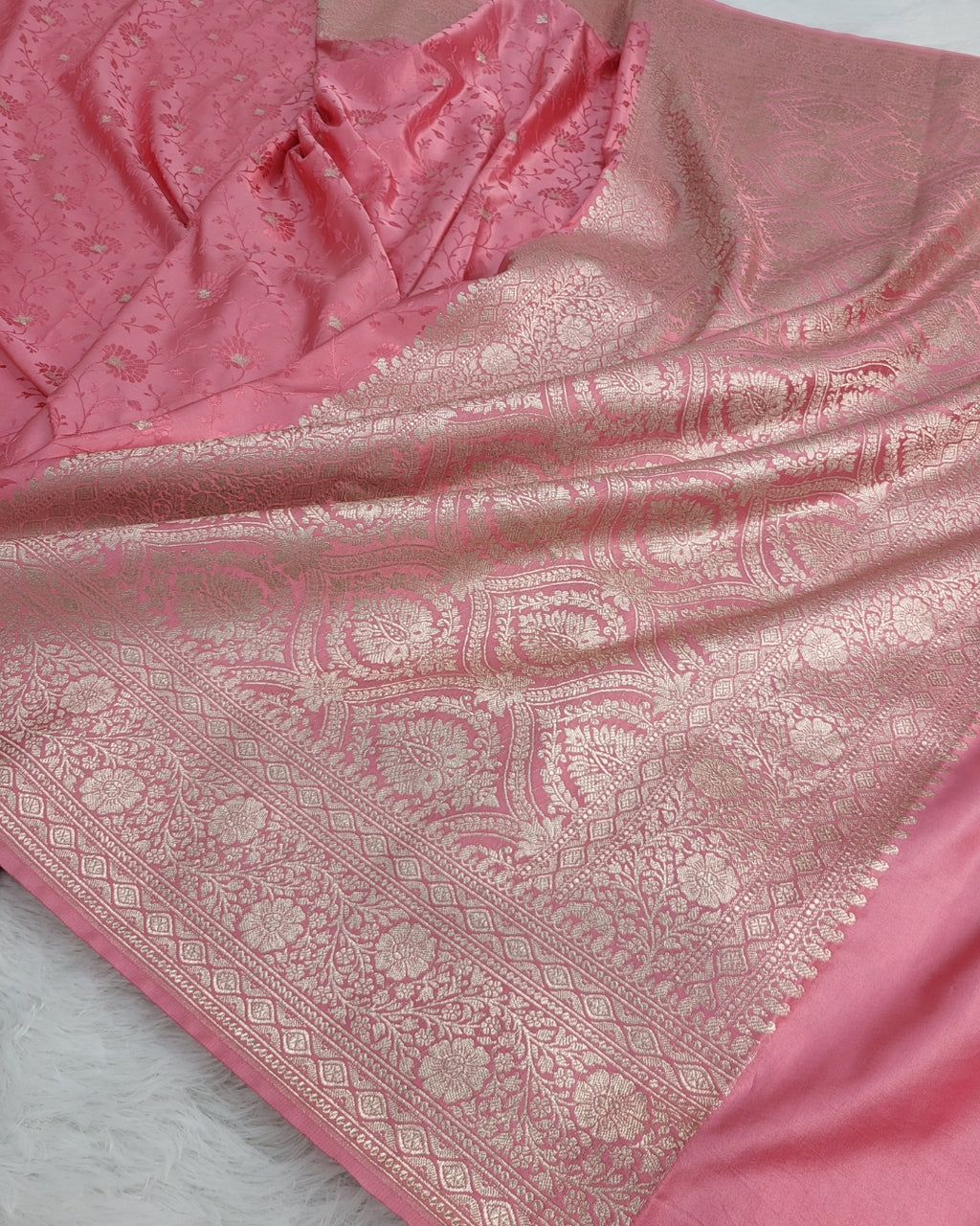 Banarasi Mashru Silk Saree Intricate with Tanchoi Jaal Design