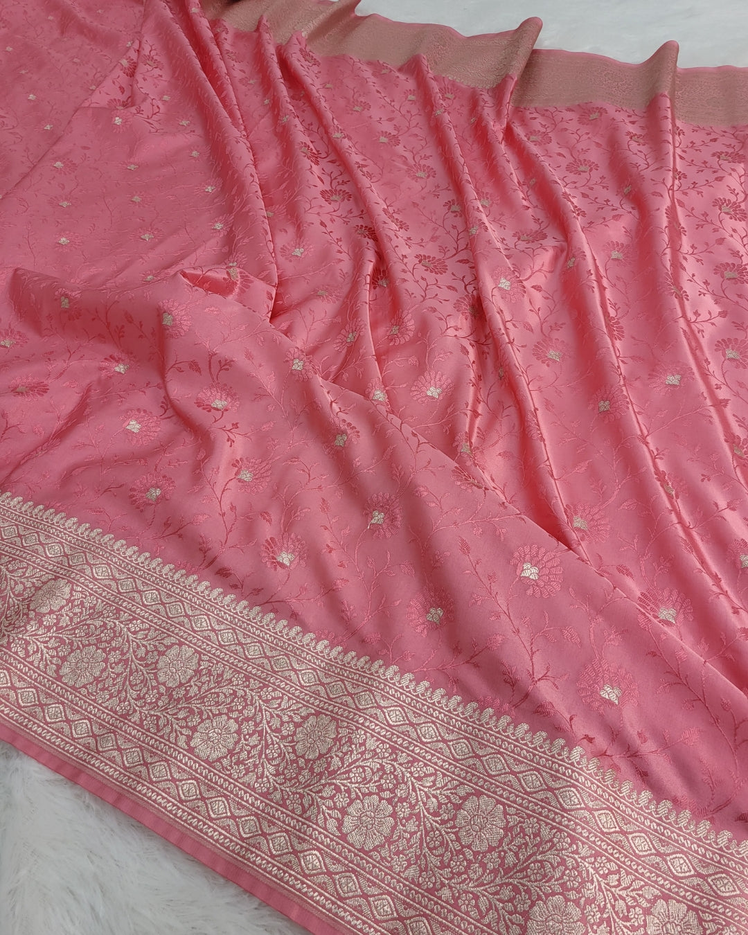 Banarasi Mashru Silk Saree Intricate with Tanchoi Jaal Design