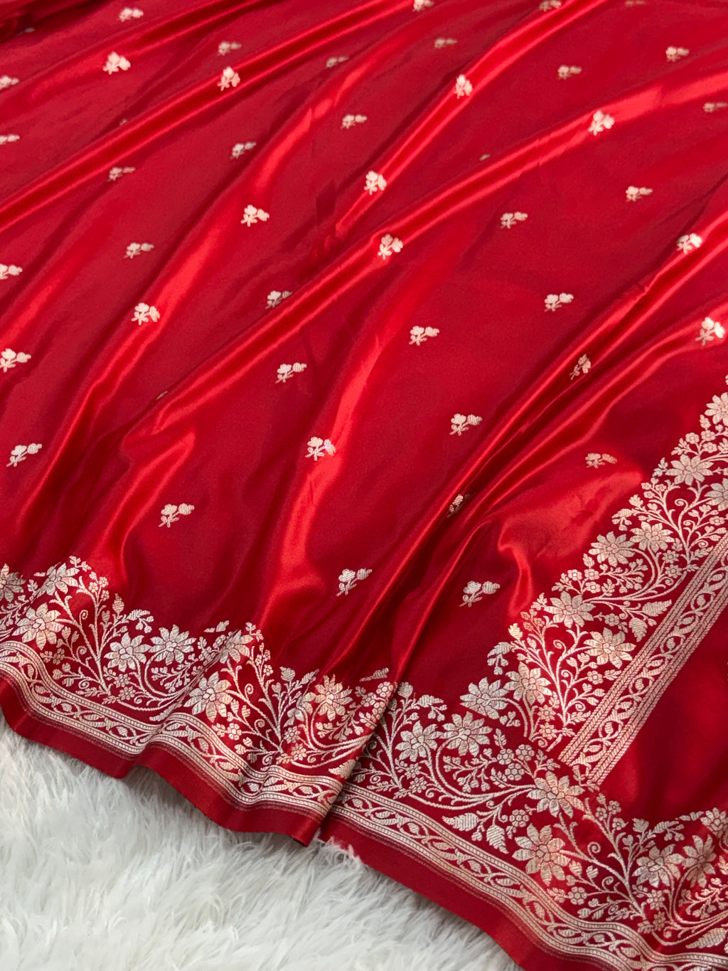 Banarasi Mashru Silk Saree in Border Buti Design in Red colour