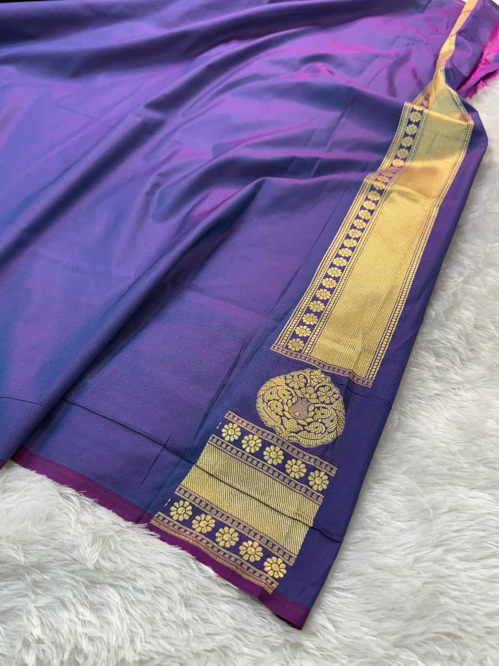 Banarasi Katan Semi Silk Saree In contrast Sea Green Colour With Magenta Border