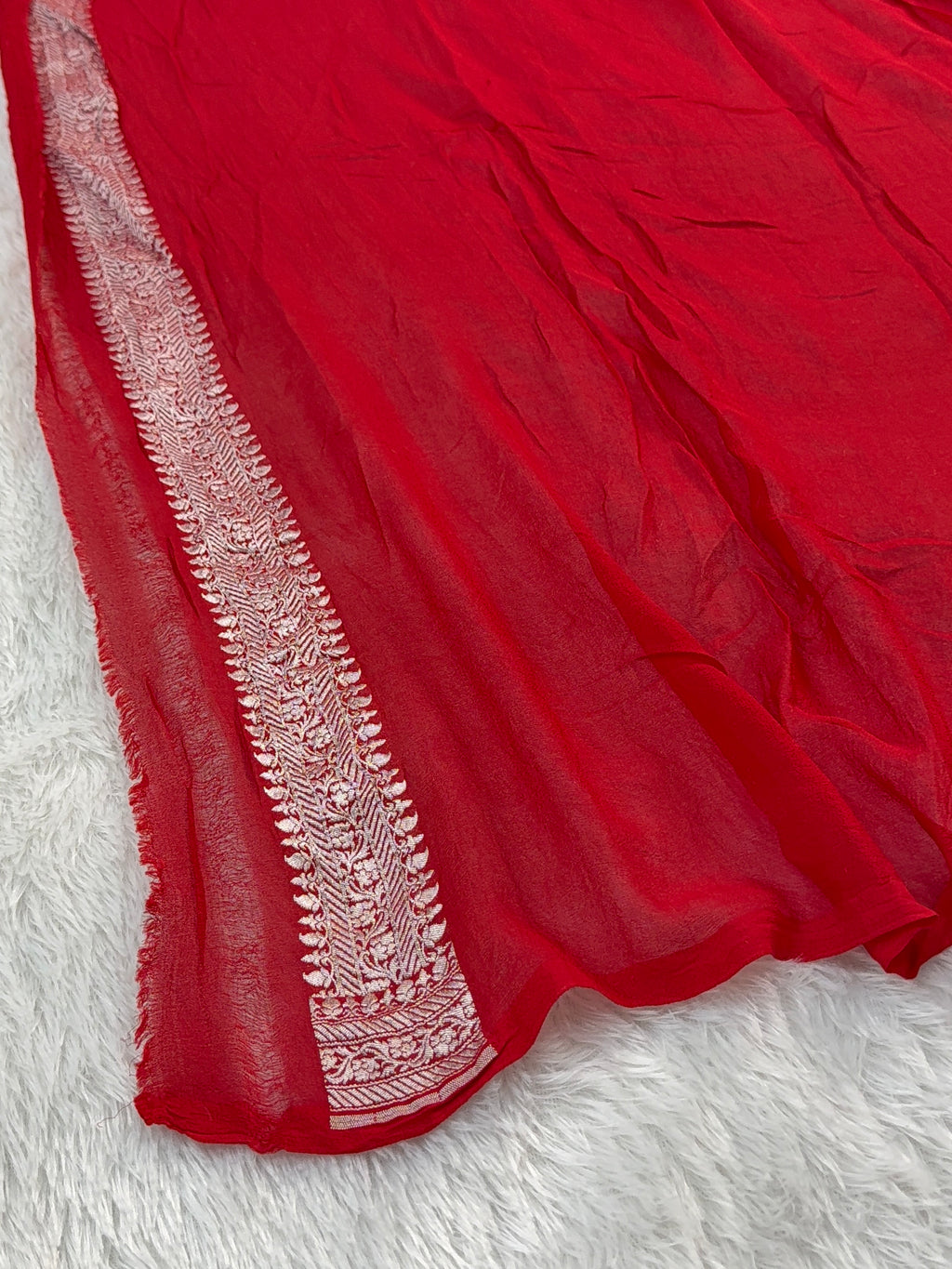 Banarasi Pure Khaddi Chiffon Saree  with Light Gold Zari Work In Floral Jaal Design in Red Colour