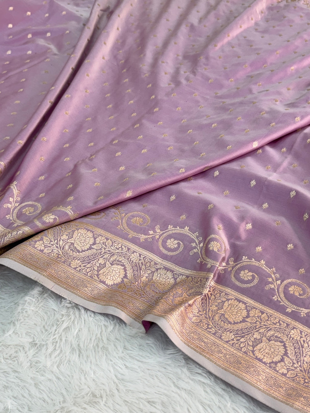 Banarasi Mashru Silk Saree Intricate Buti Design in Rusty Lavender color