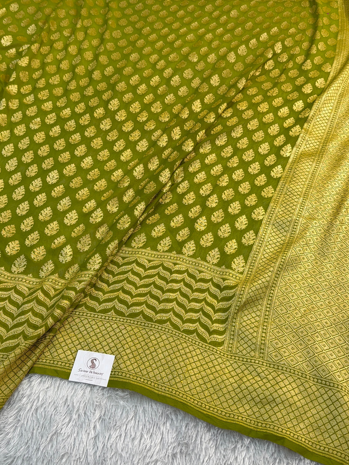 Banarasi Pure Khaddi Chiffon Saree in Skirt Buti Design in Rusty Green Colour