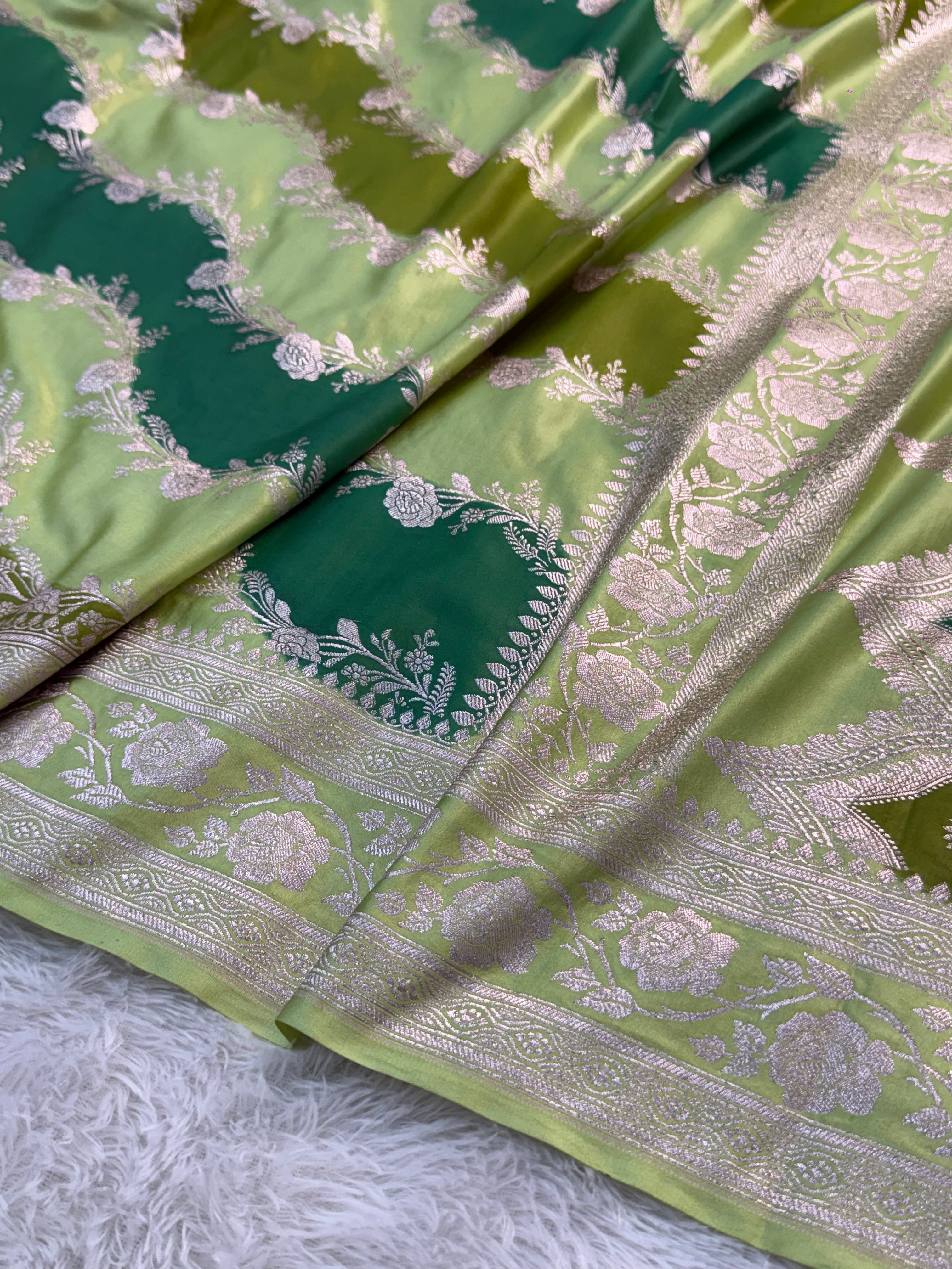 Banarasi mashru silk rangkat saree in aada pattern design in Light And Dark Green colour