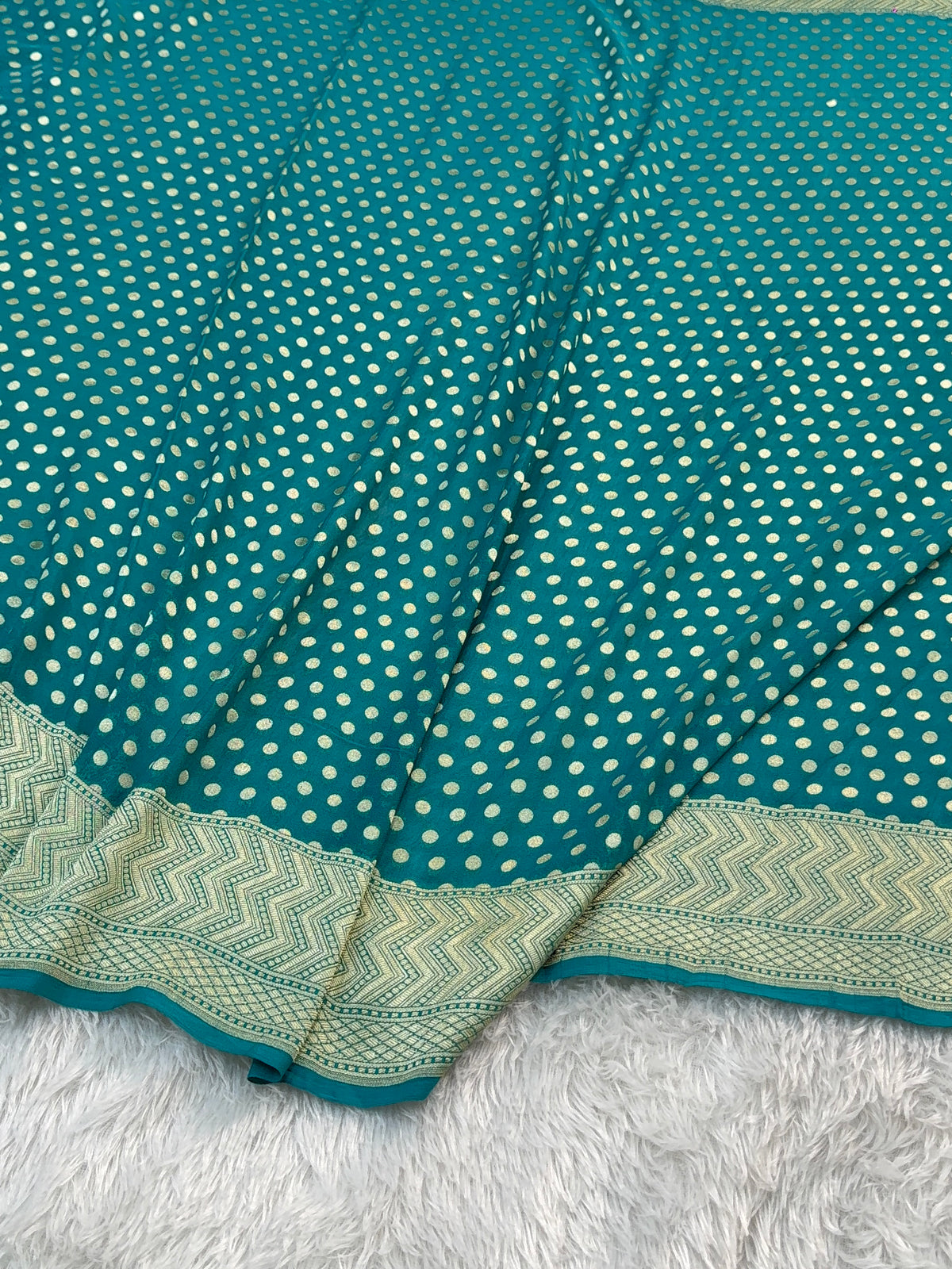Banarasi Pure Khaddi Chiffon Saree  with Light Gold Zari Work with dot-dot Motifs Pattern Design in Sea Green Colour