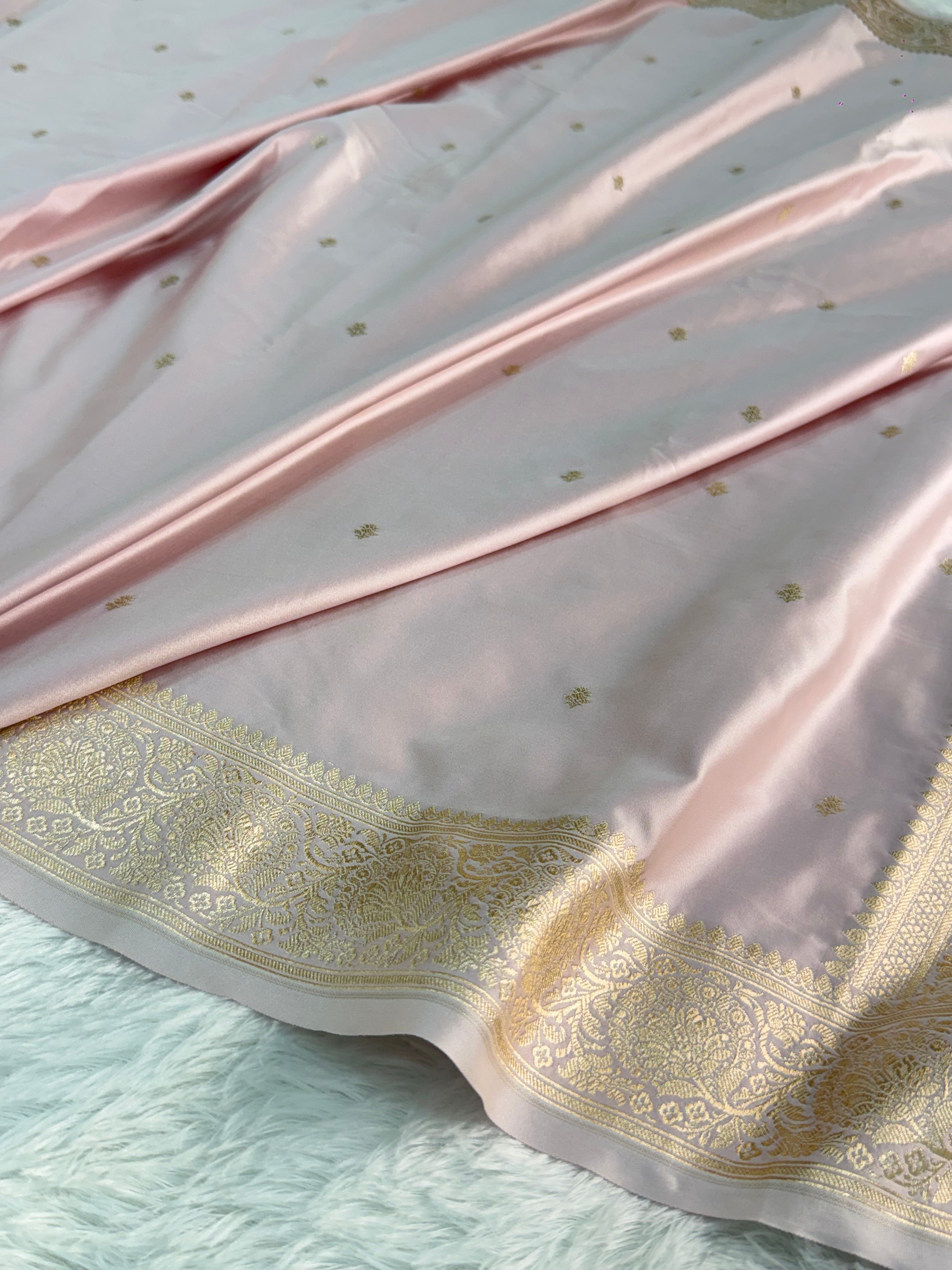 Mashru Silk BanarasiBorder Buti Saree in Baby Pink Color