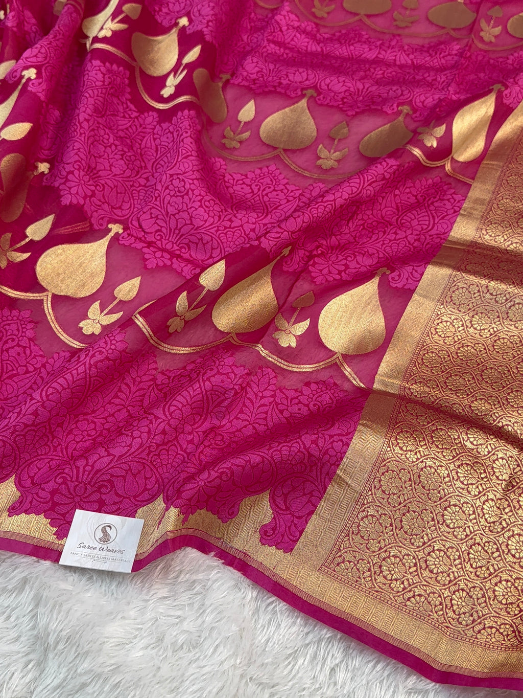 Pure Kora Silk Saree with Gold Zari weaving in Shot Rani Colour