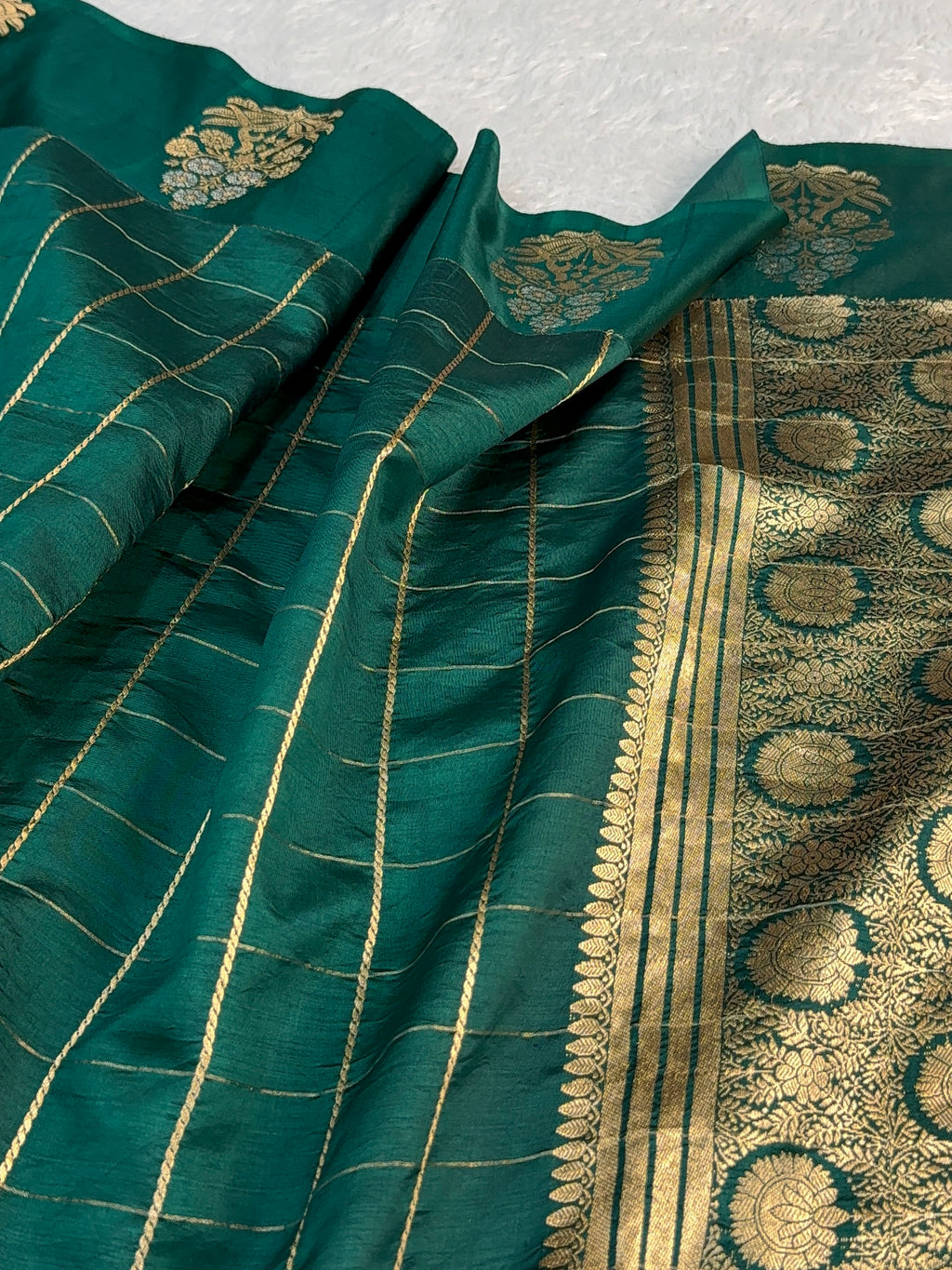 Banarasi Raw Mango Silk Saree with Satin Border with Checks Design in Dark Green Colour